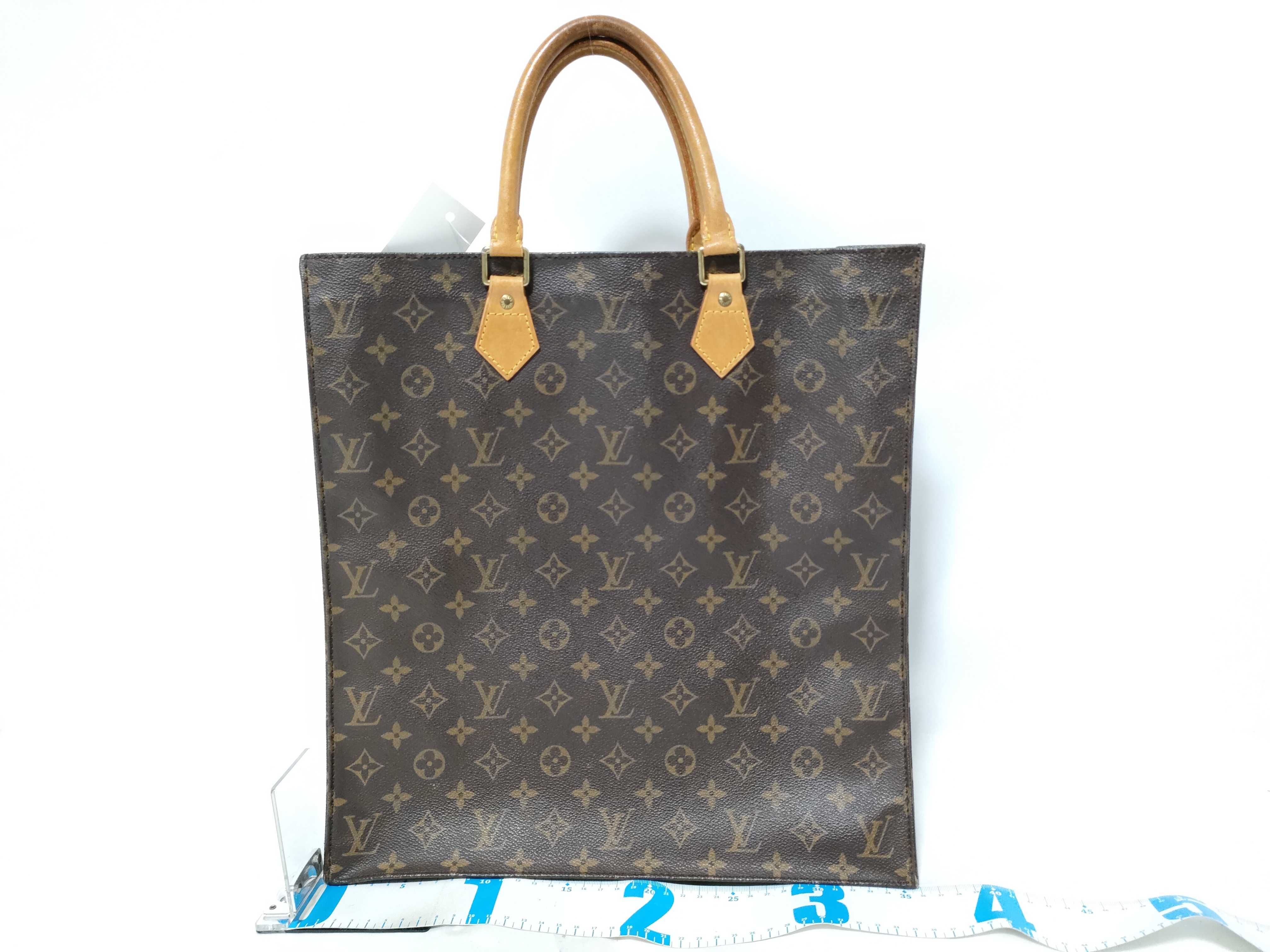 Monogram M51140 Sac Plat Handbag — view 2