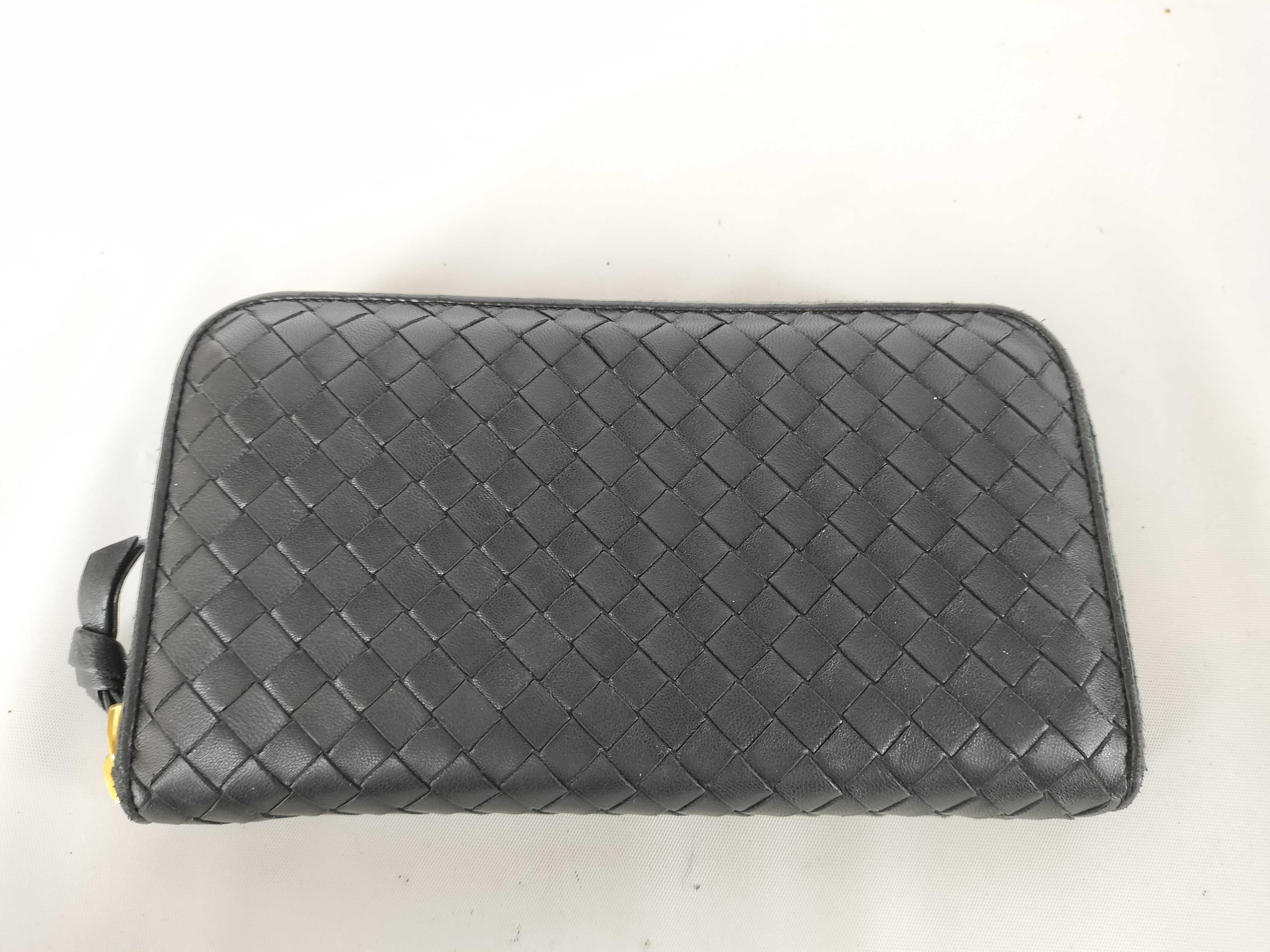 Intrecciato Long Wallet