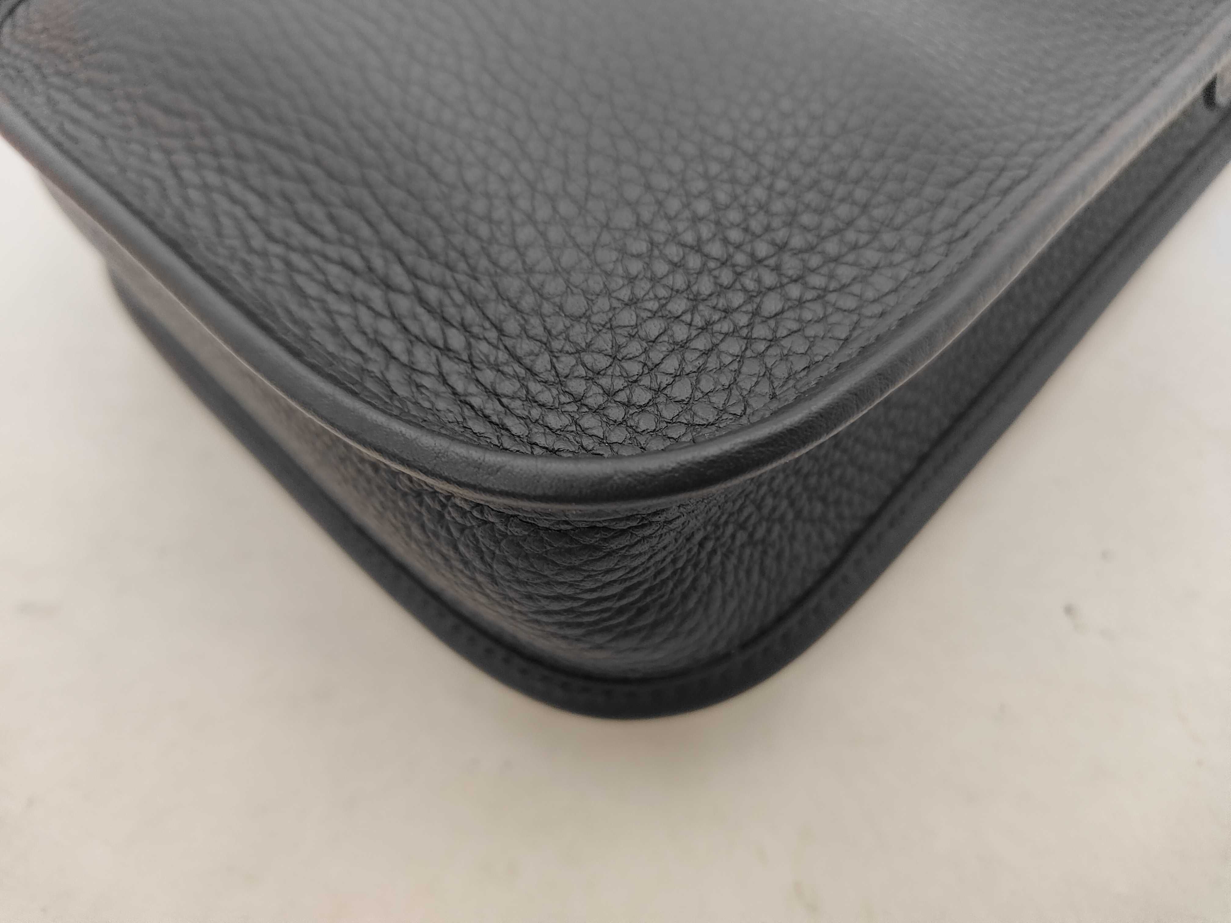 Evelyne Long TPM Black Gold Hardware Taurillon Clemence Leather G Stamp Shoulder Bag — view 3