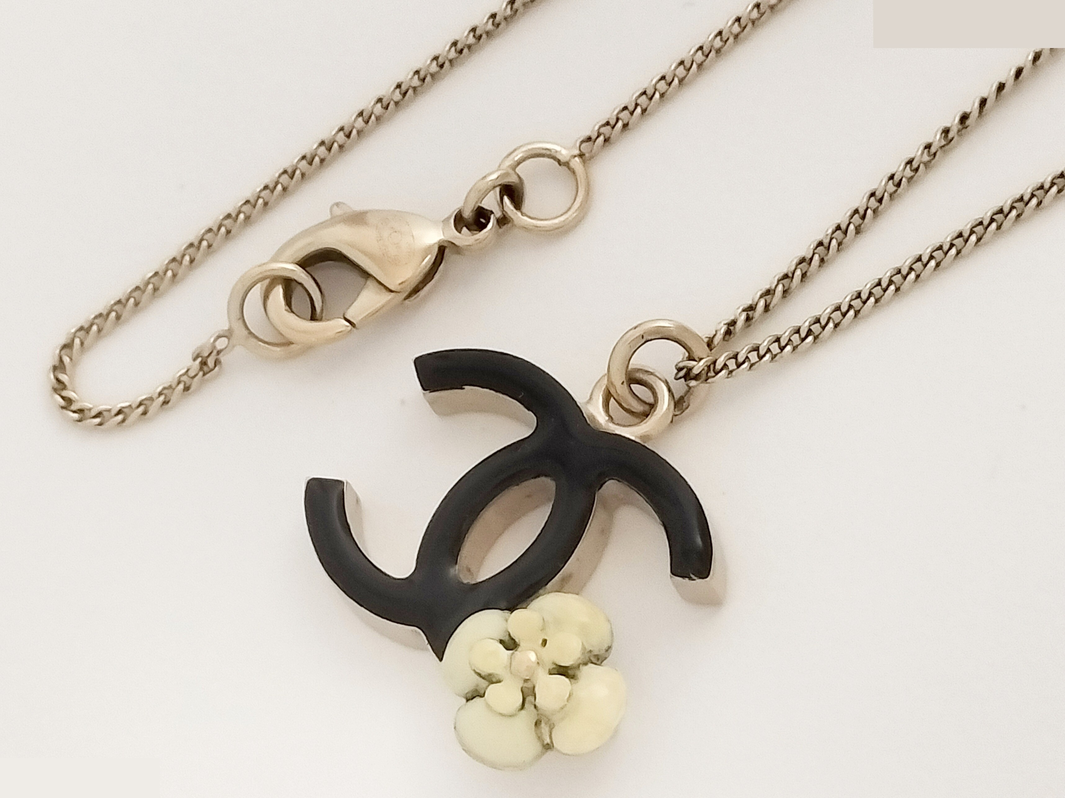 Coco Camellia Gold Necklace, Chain approx. 42cm