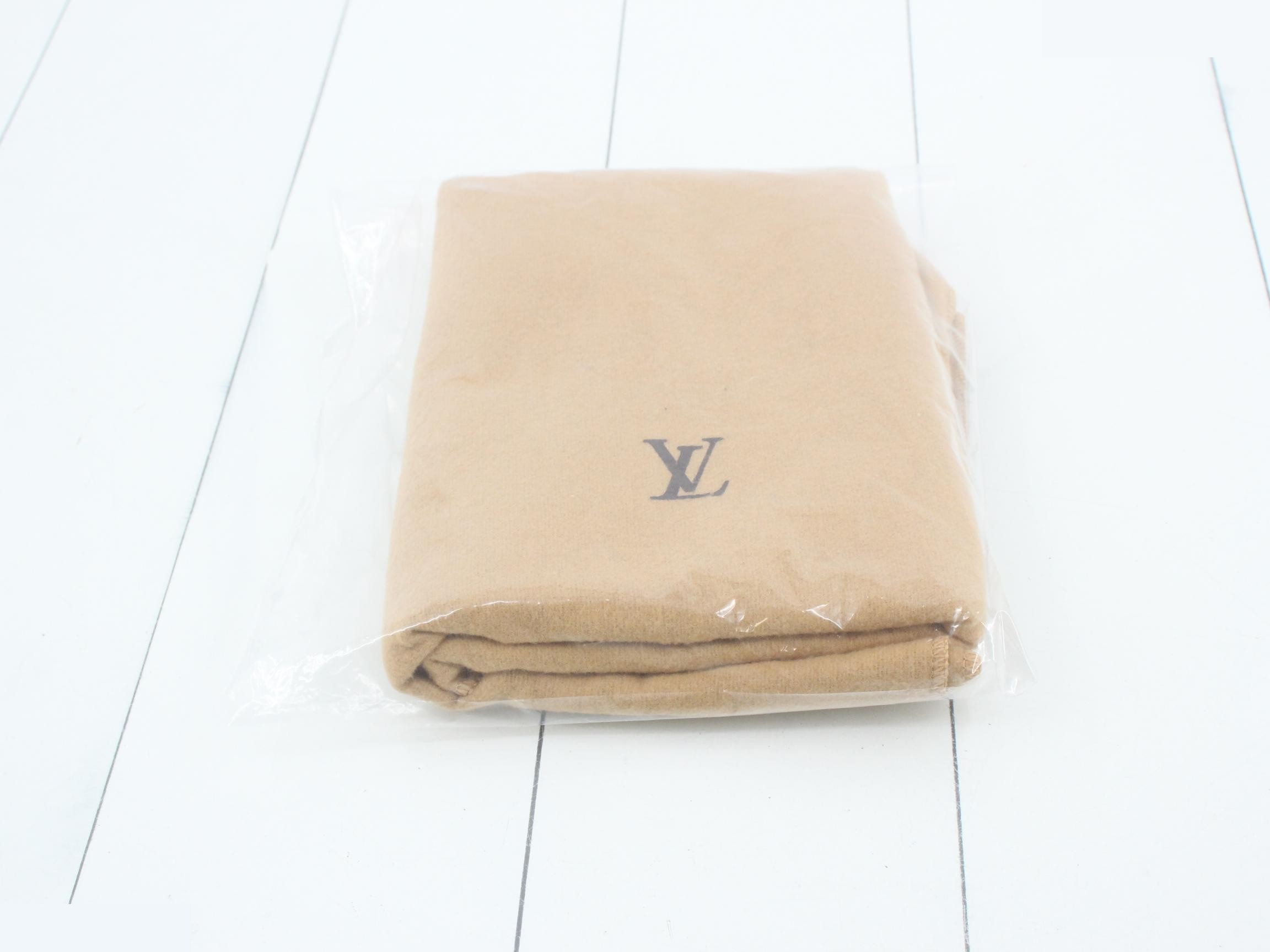 Monogram Pochette Accessoires Pouch VI0979 — view 5