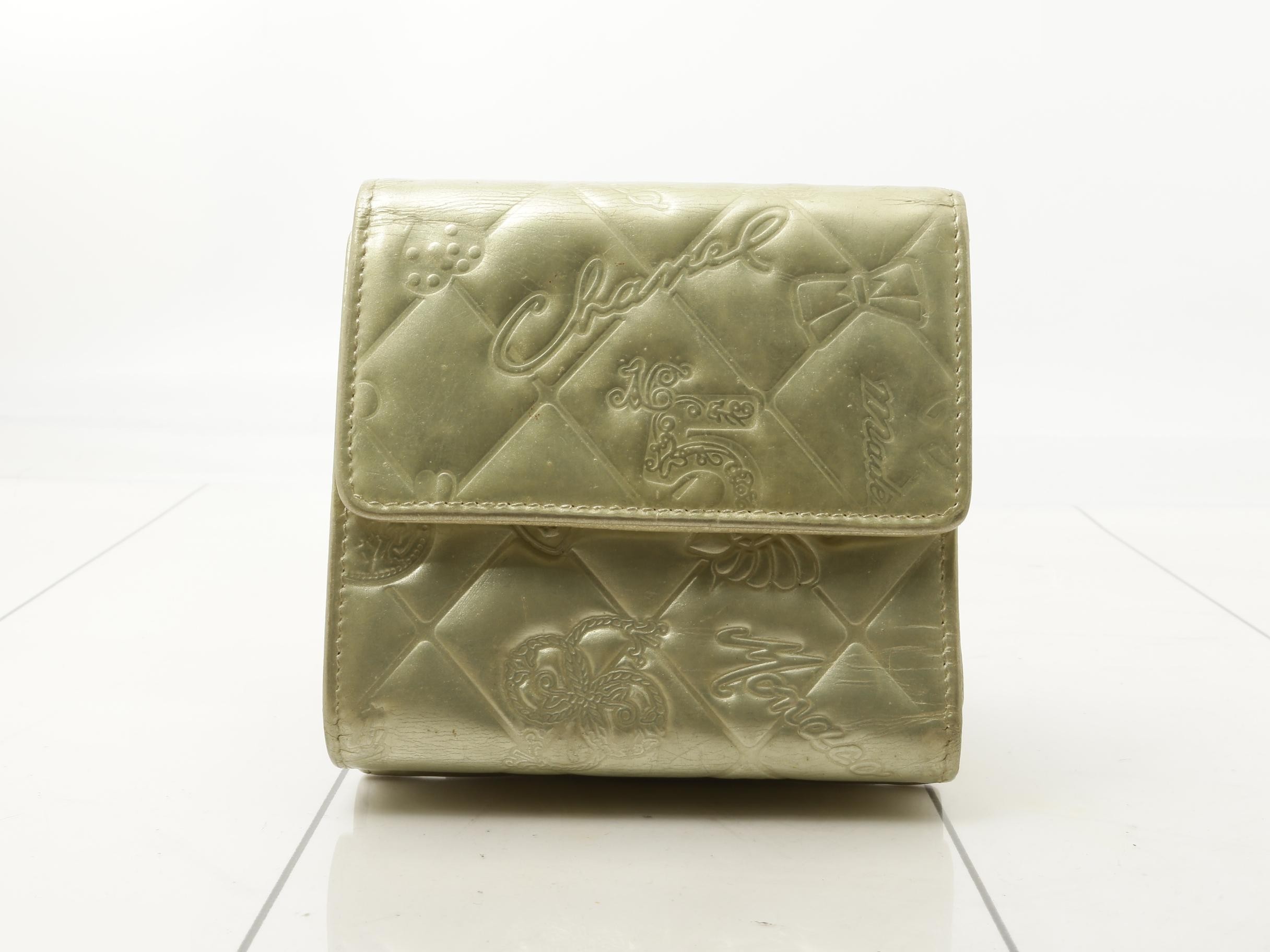 Icon Series Tri-fold Wallet, Enamel — view 2