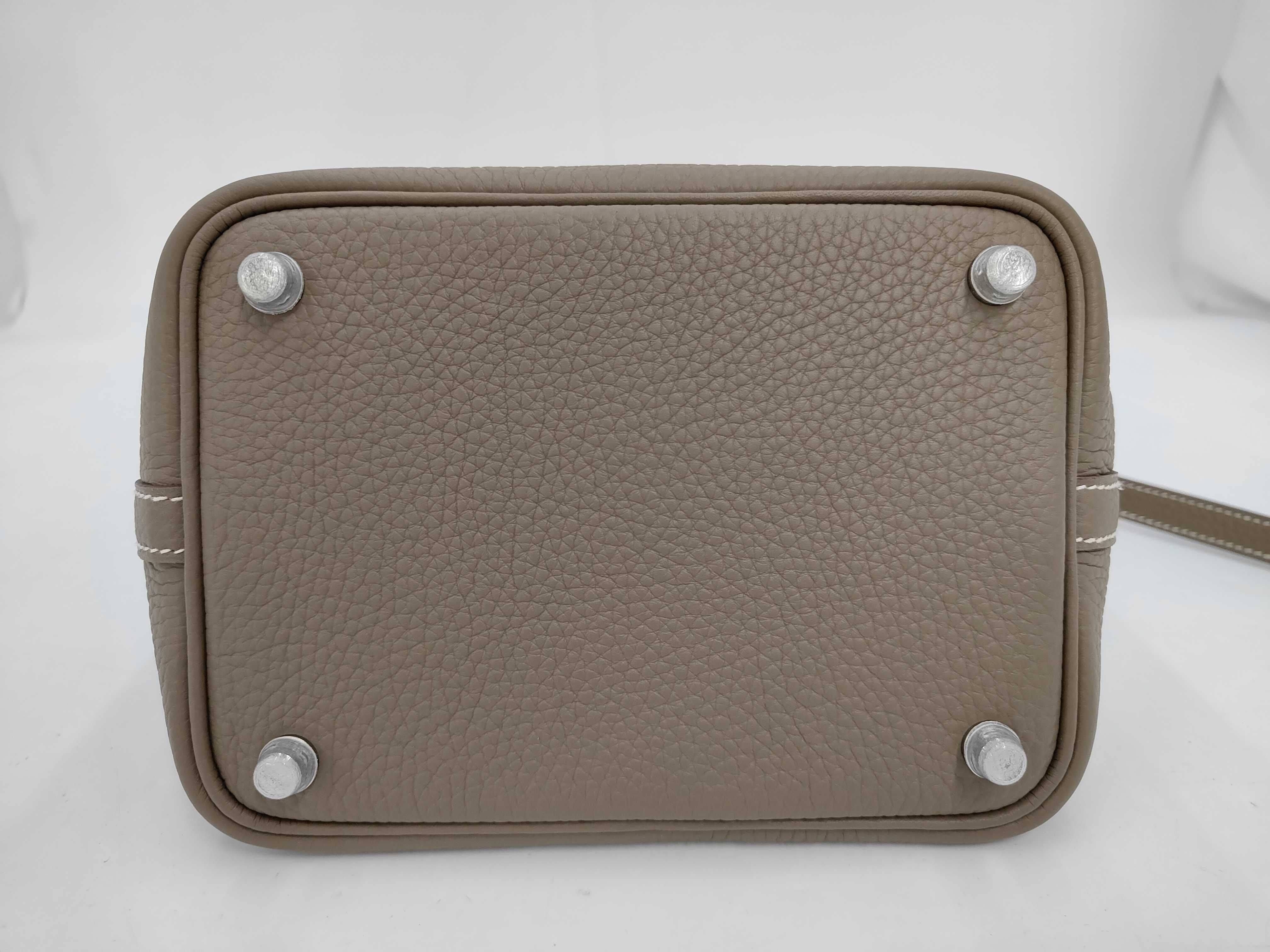 Picotin Lock 18 PM Taurillon Clemence Etoupe Silver Hardware K: 2025 Handbag — view 7