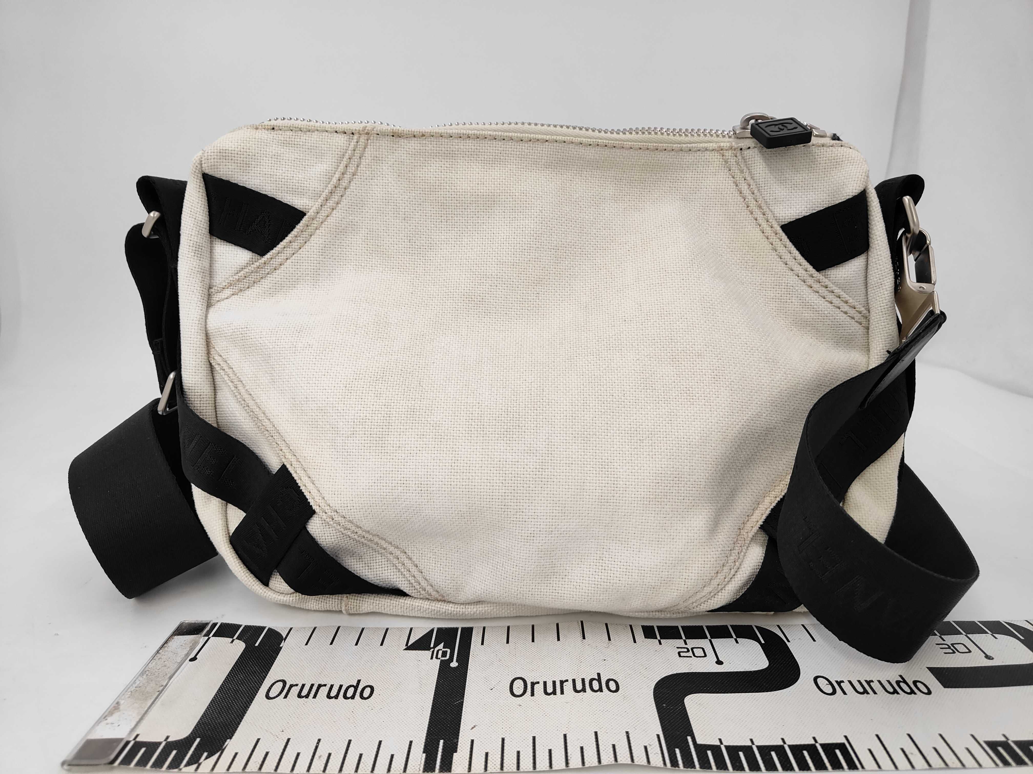 shoulder bag — view 2