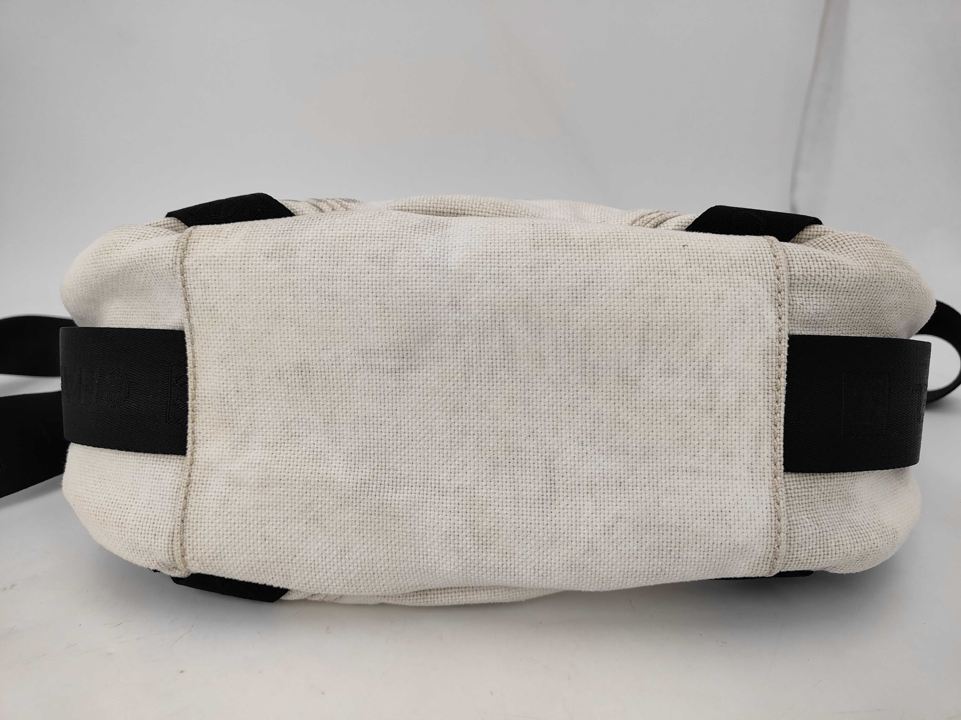 shoulder bag — view 8