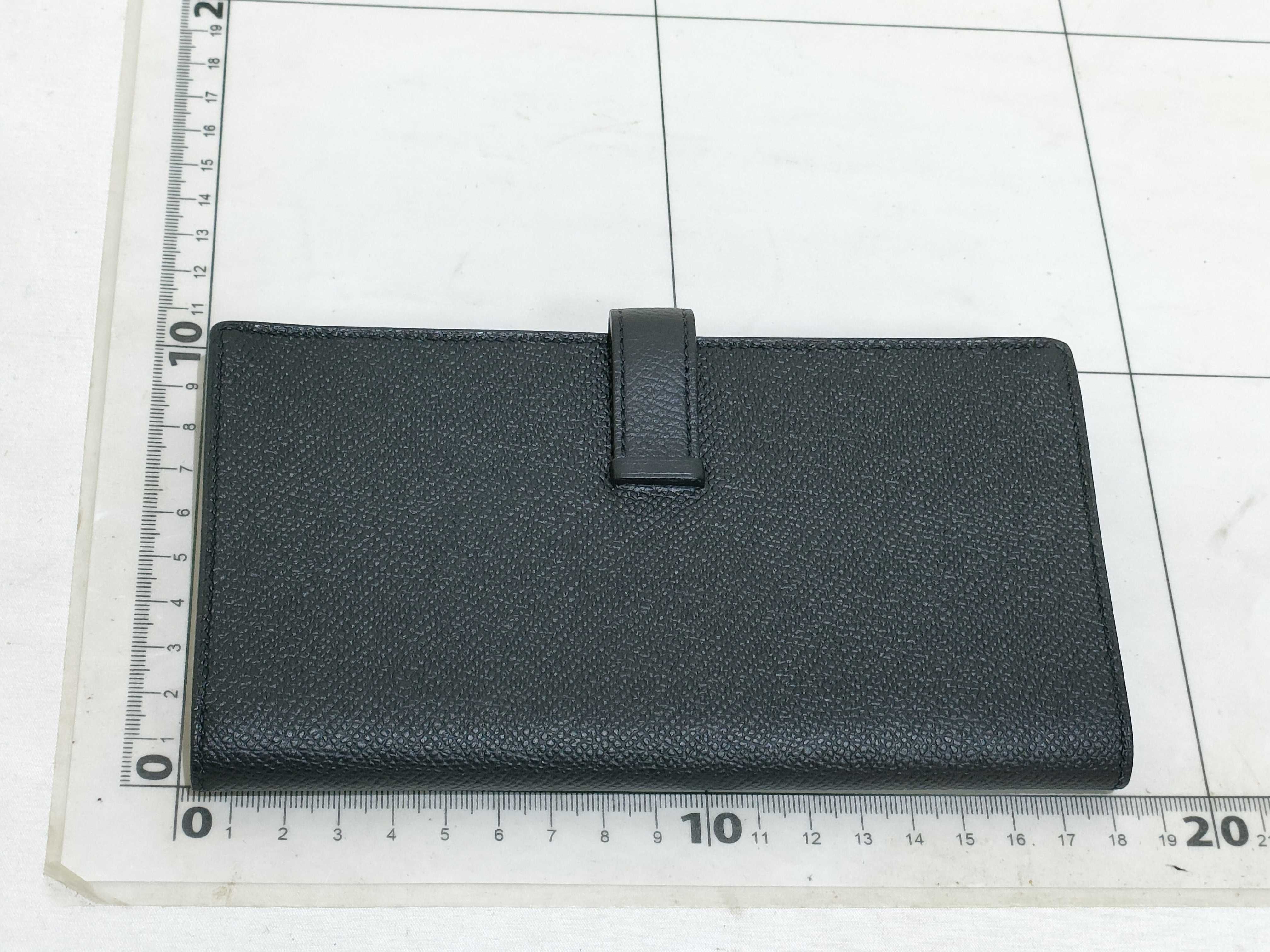 Bearn Soufflé Veau Epsom Black Wallet — view 2