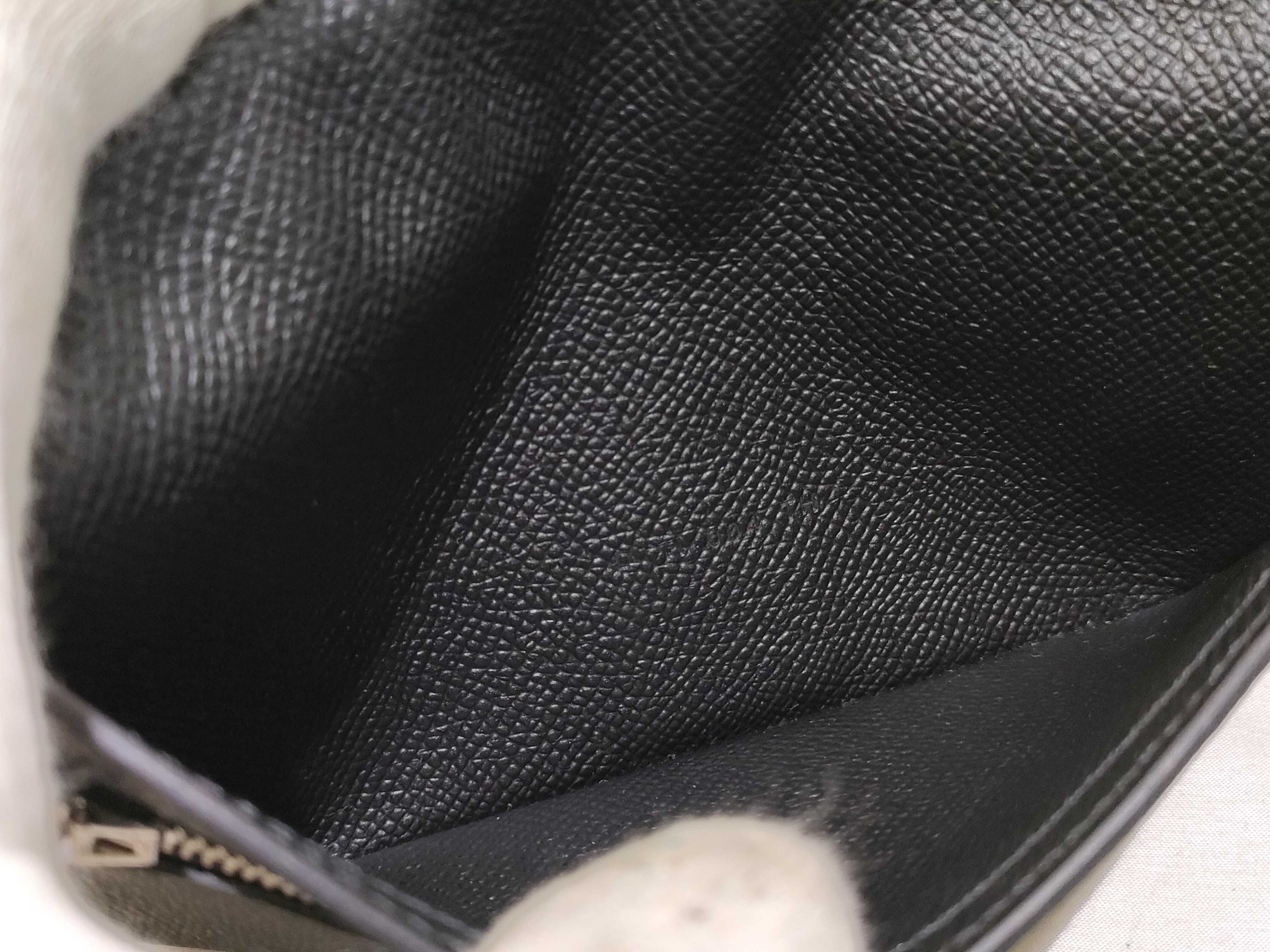 Bearn Soufflé Veau Epsom Black Wallet — view 12