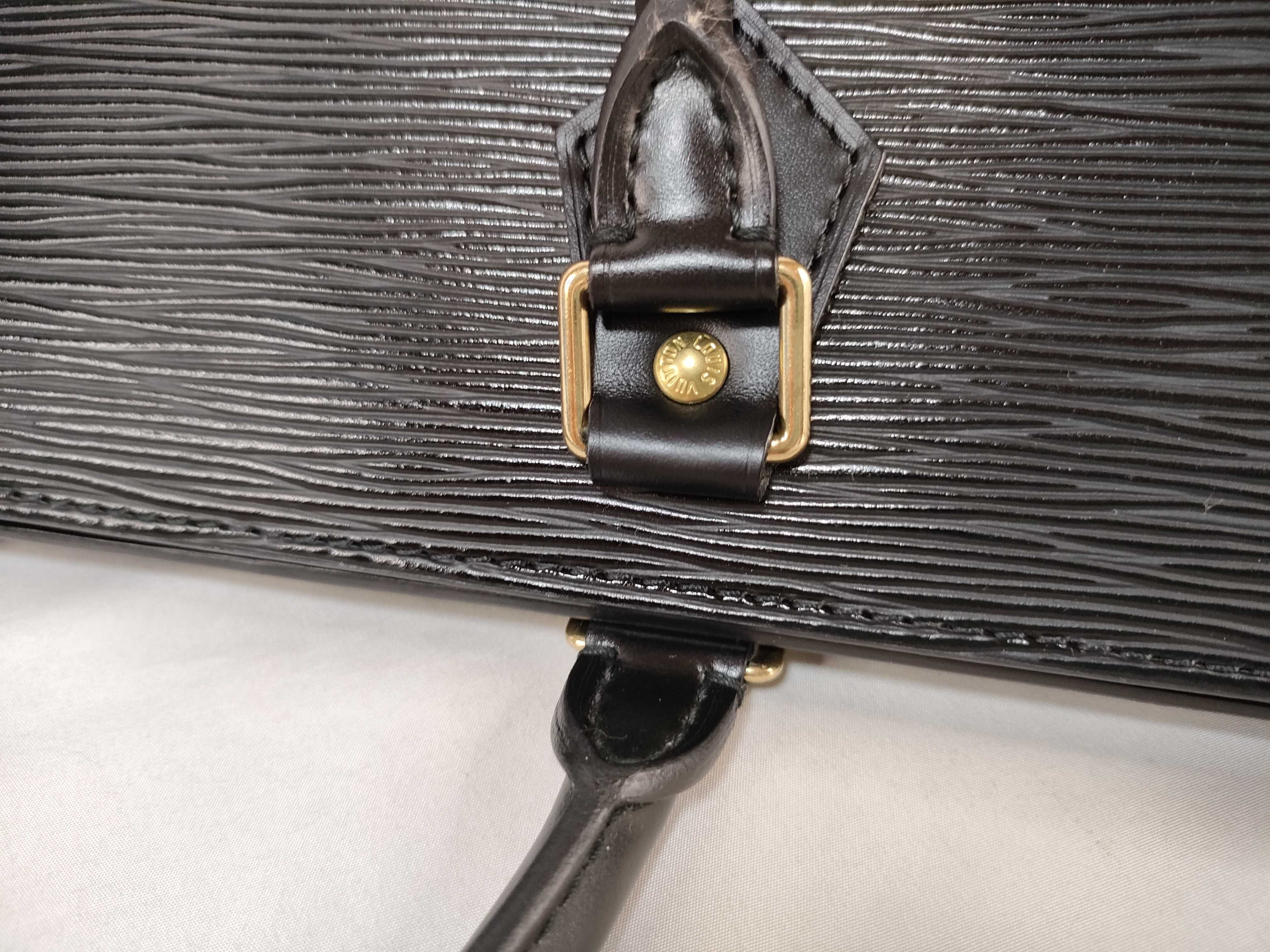 Epi Sac Triangle Handbag — view 5