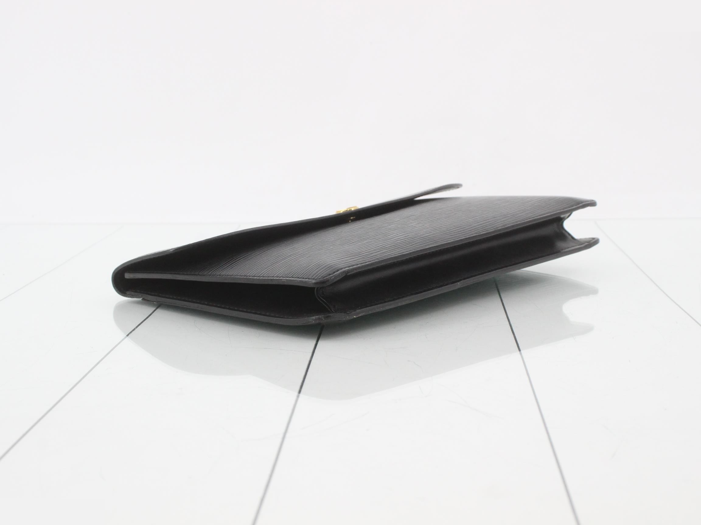 Epi Montaigne Noir Clutch Bag — view 5