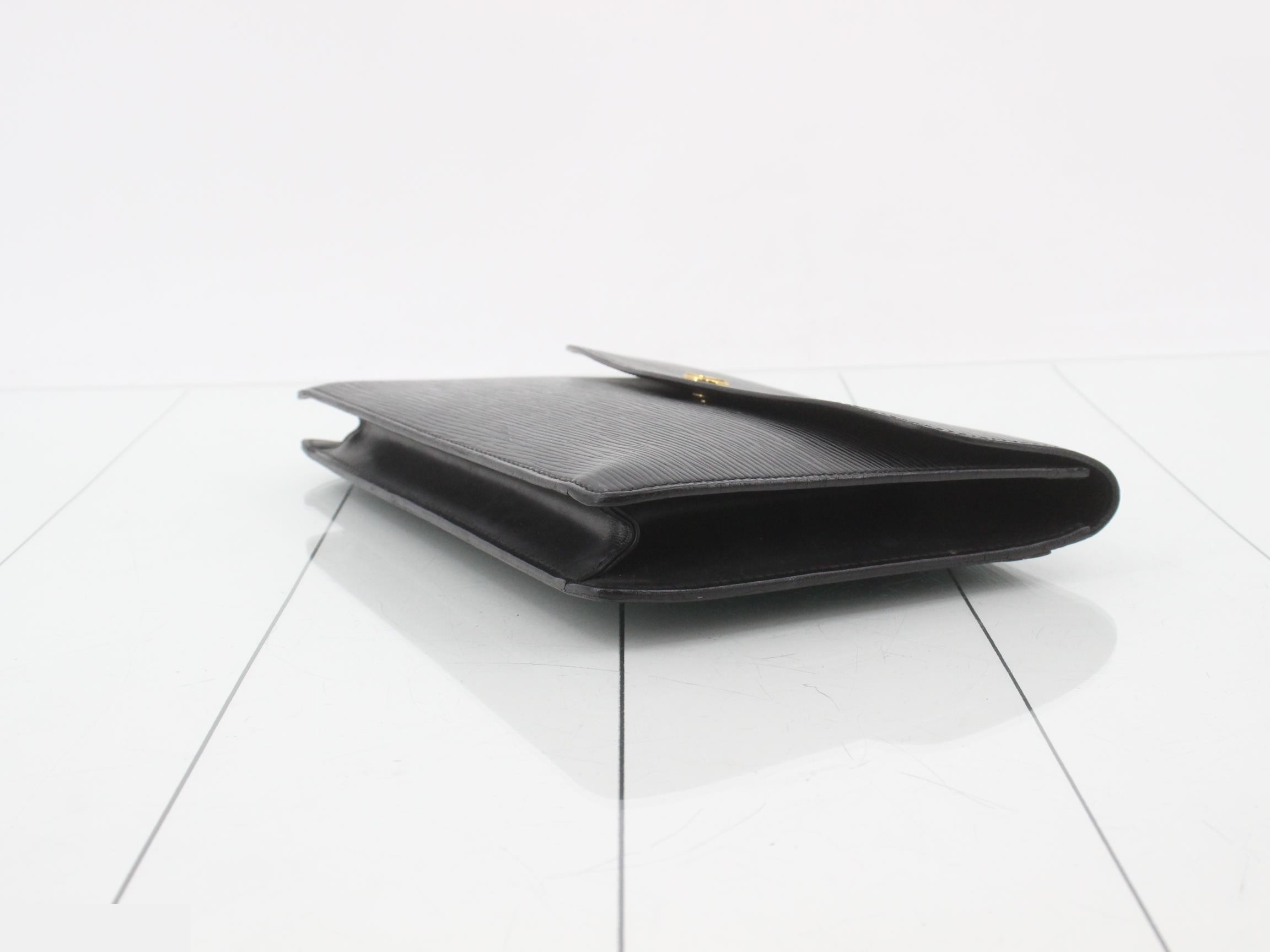 Epi Montaigne Noir Clutch Bag — view 6