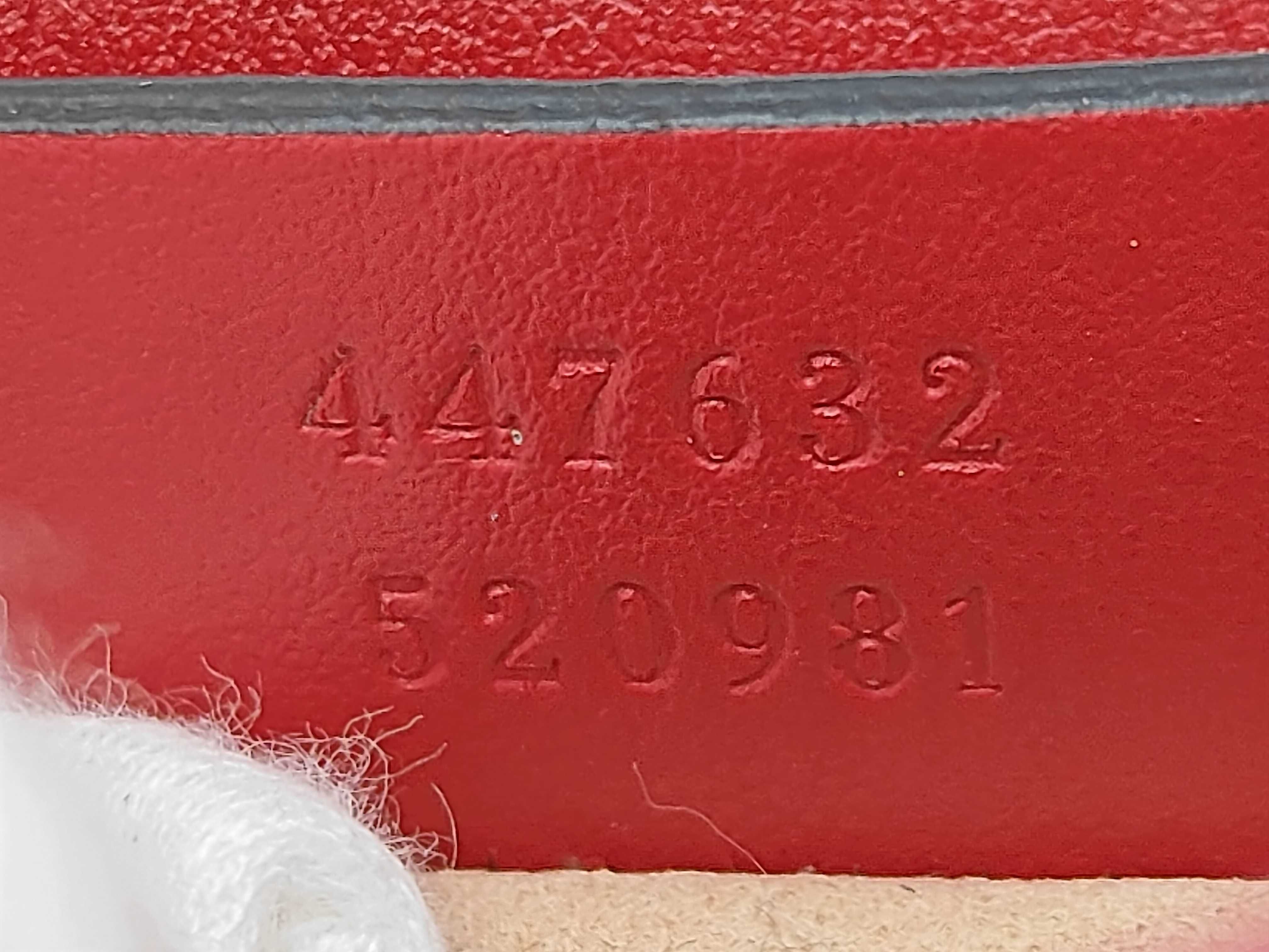 GG Marmont Quilted Shoulder Bag — view 12