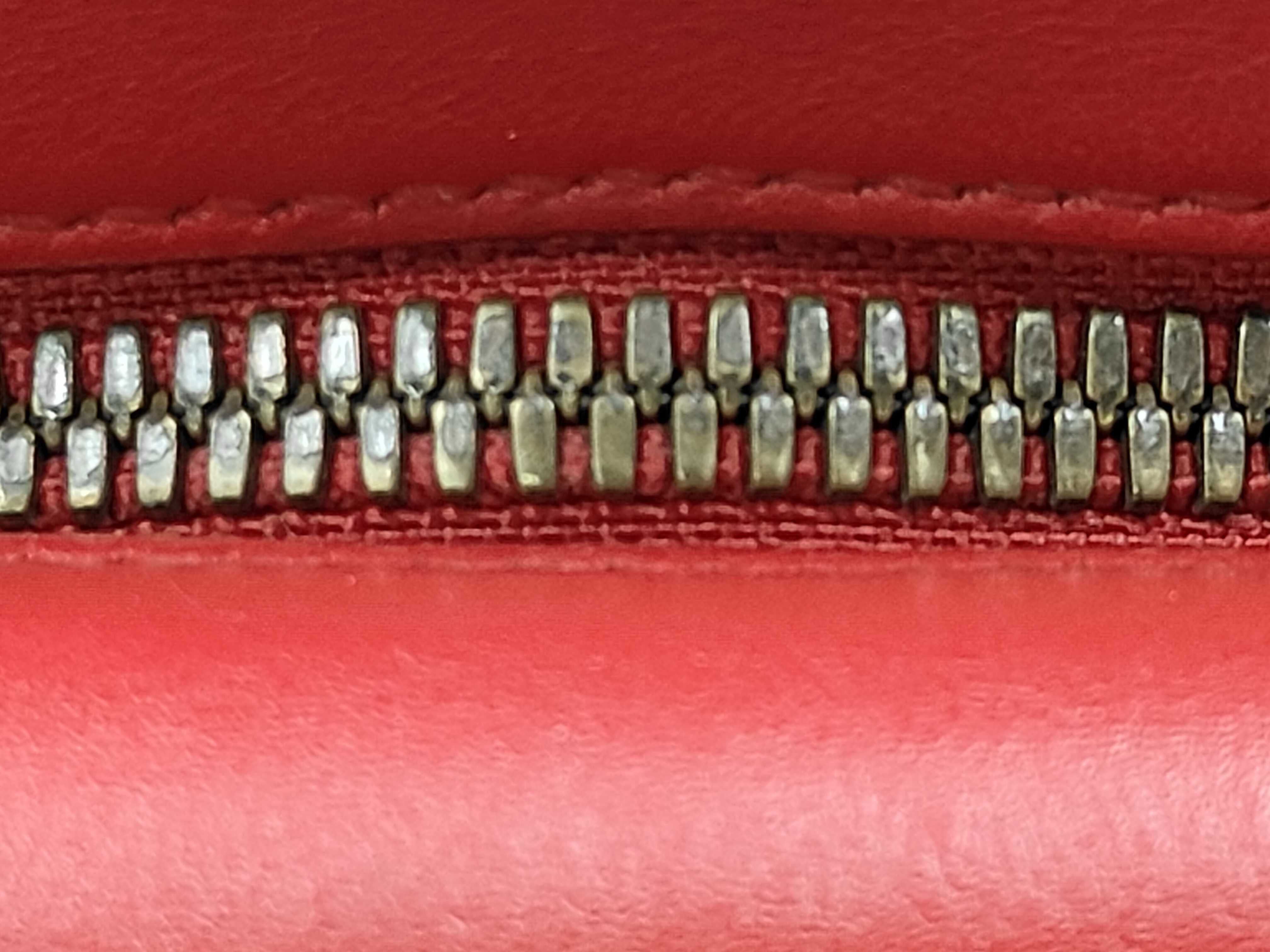 GG Marmont Quilted Shoulder Bag — view 5