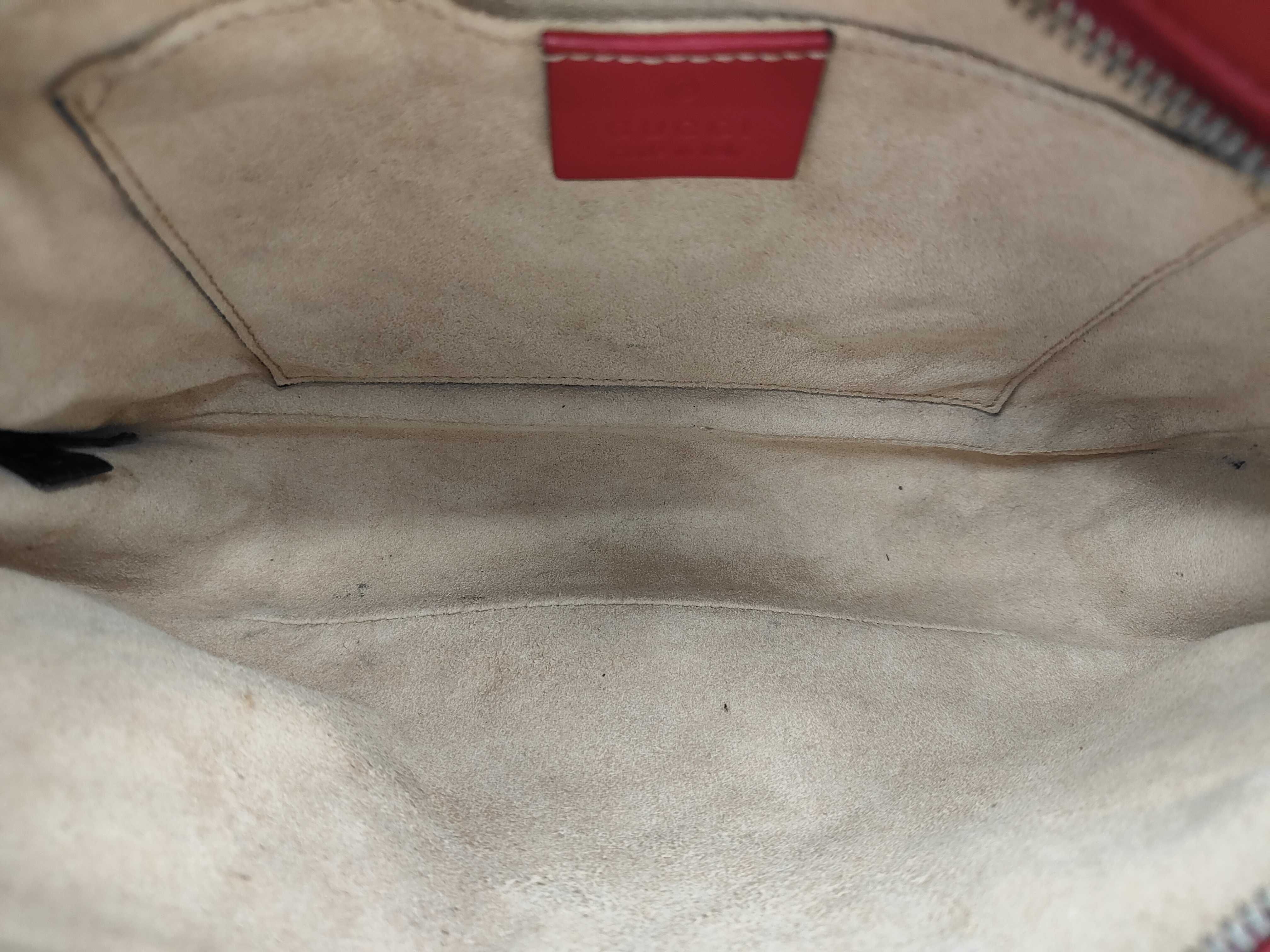 GG Marmont Quilted Shoulder Bag — view 10