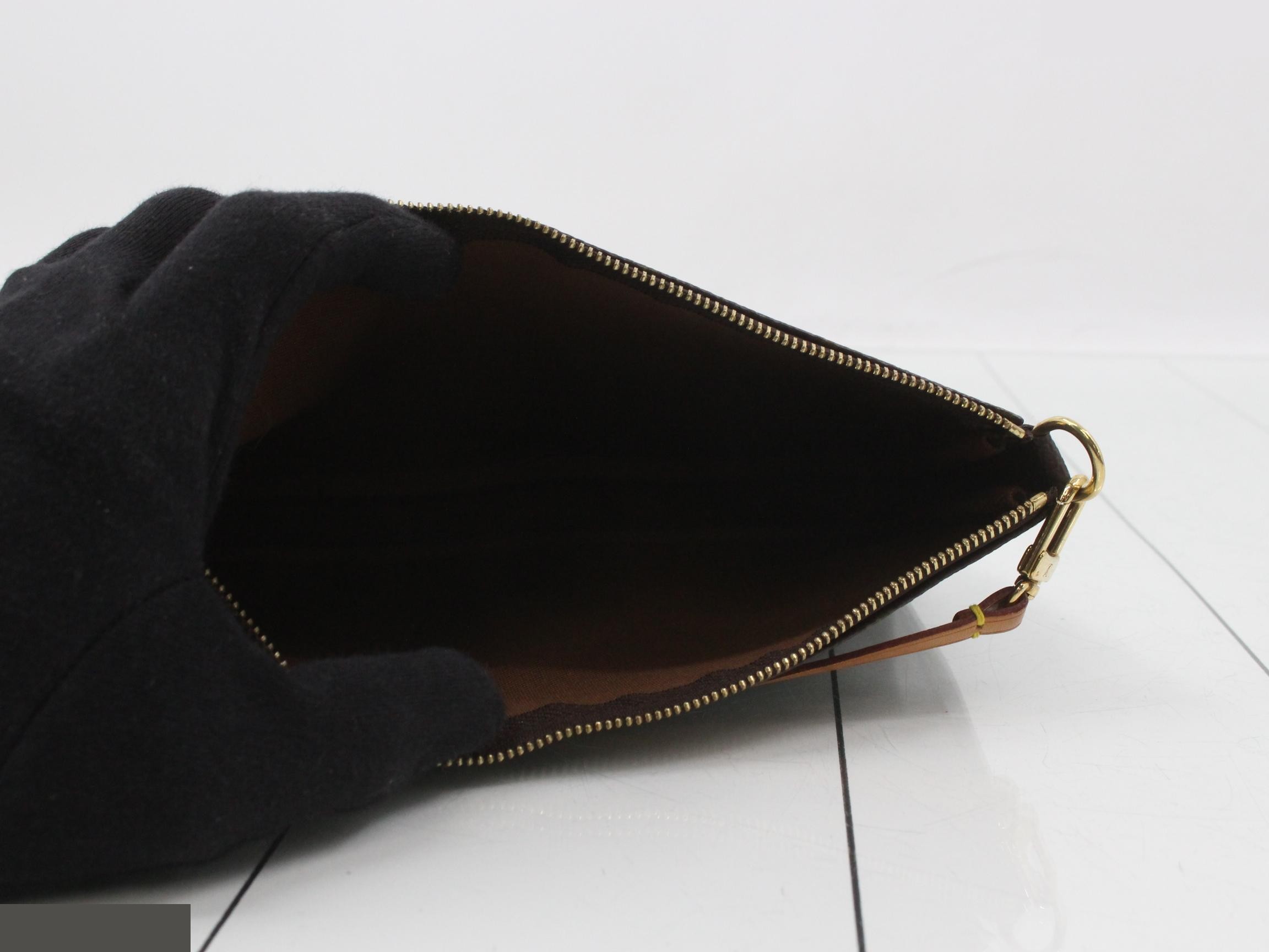 Pochette Accessoires (old model) — view 4