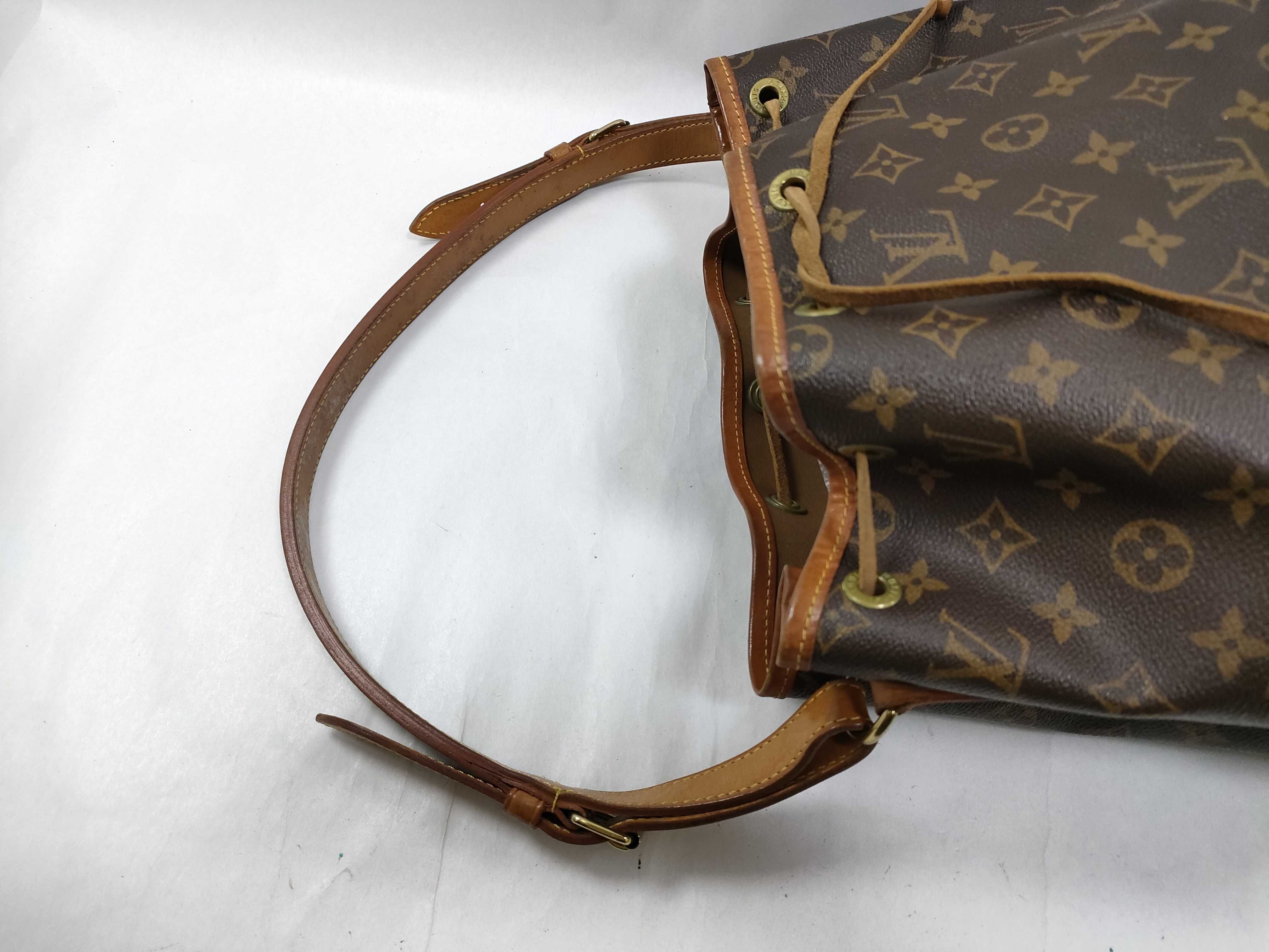 Monogram Louis Vuitton Noe Shoulder Bag — view 3
