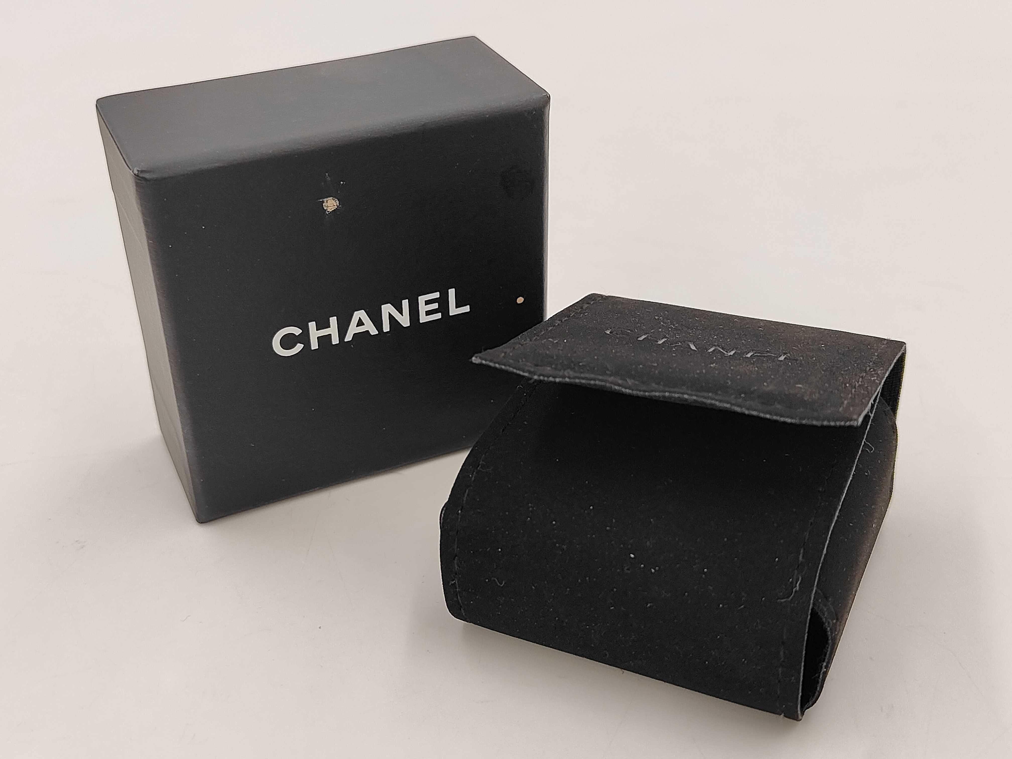logo earrings — view 7