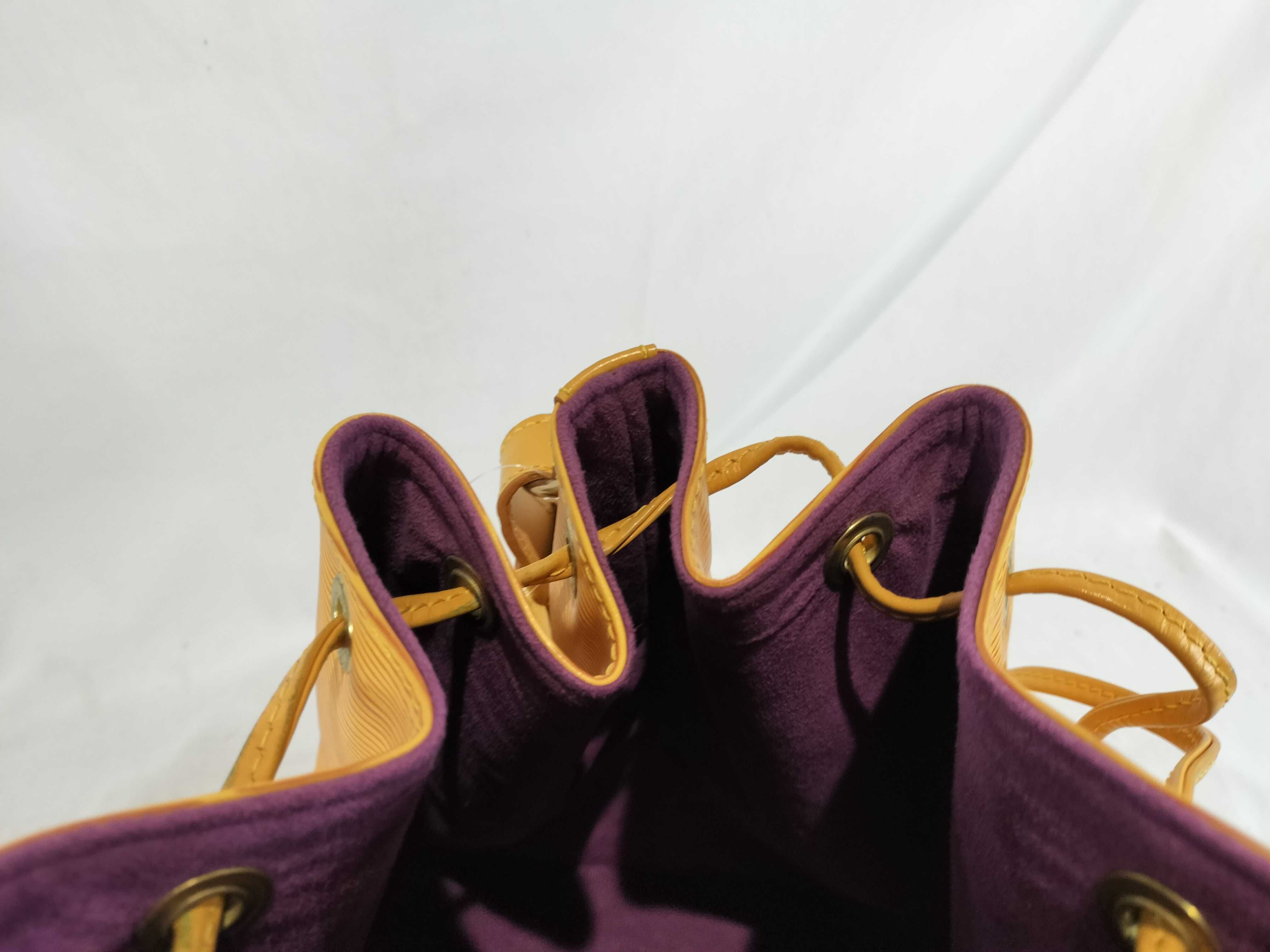 Epi Noe Yellow Shoulder Bag — view 11