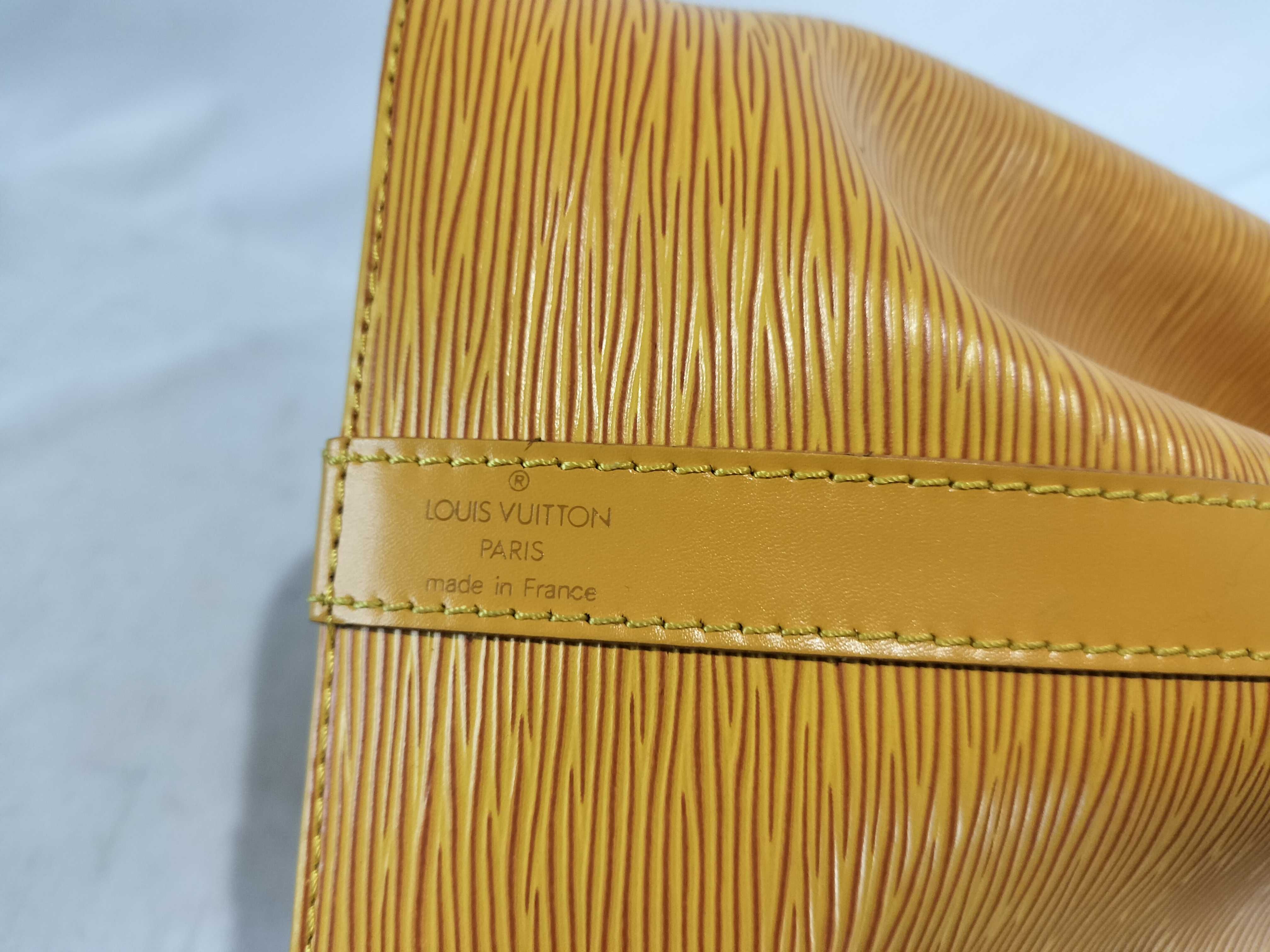 Epi Noe Yellow Shoulder Bag — view 13