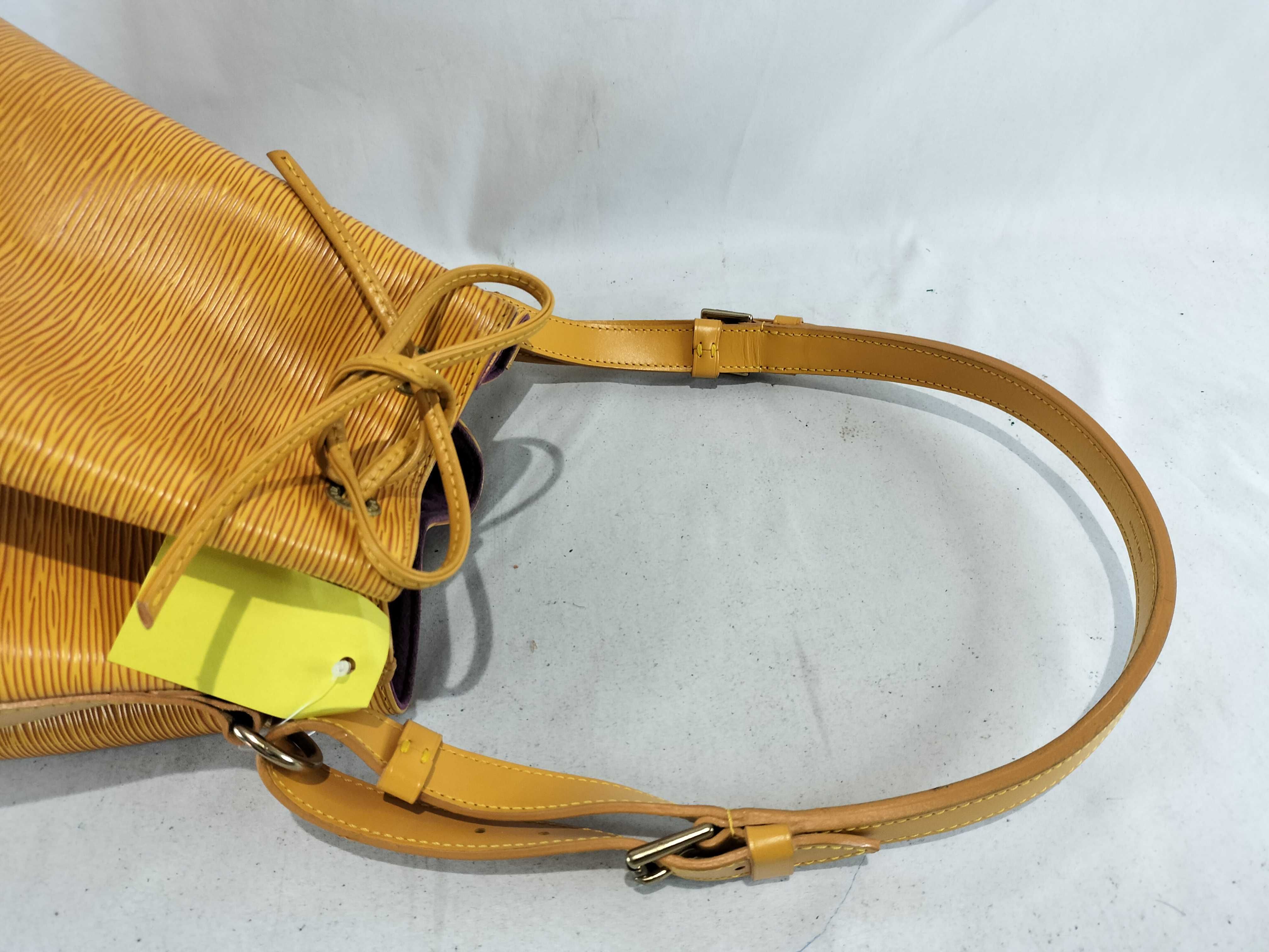 Epi Noe Yellow Shoulder Bag — view 3