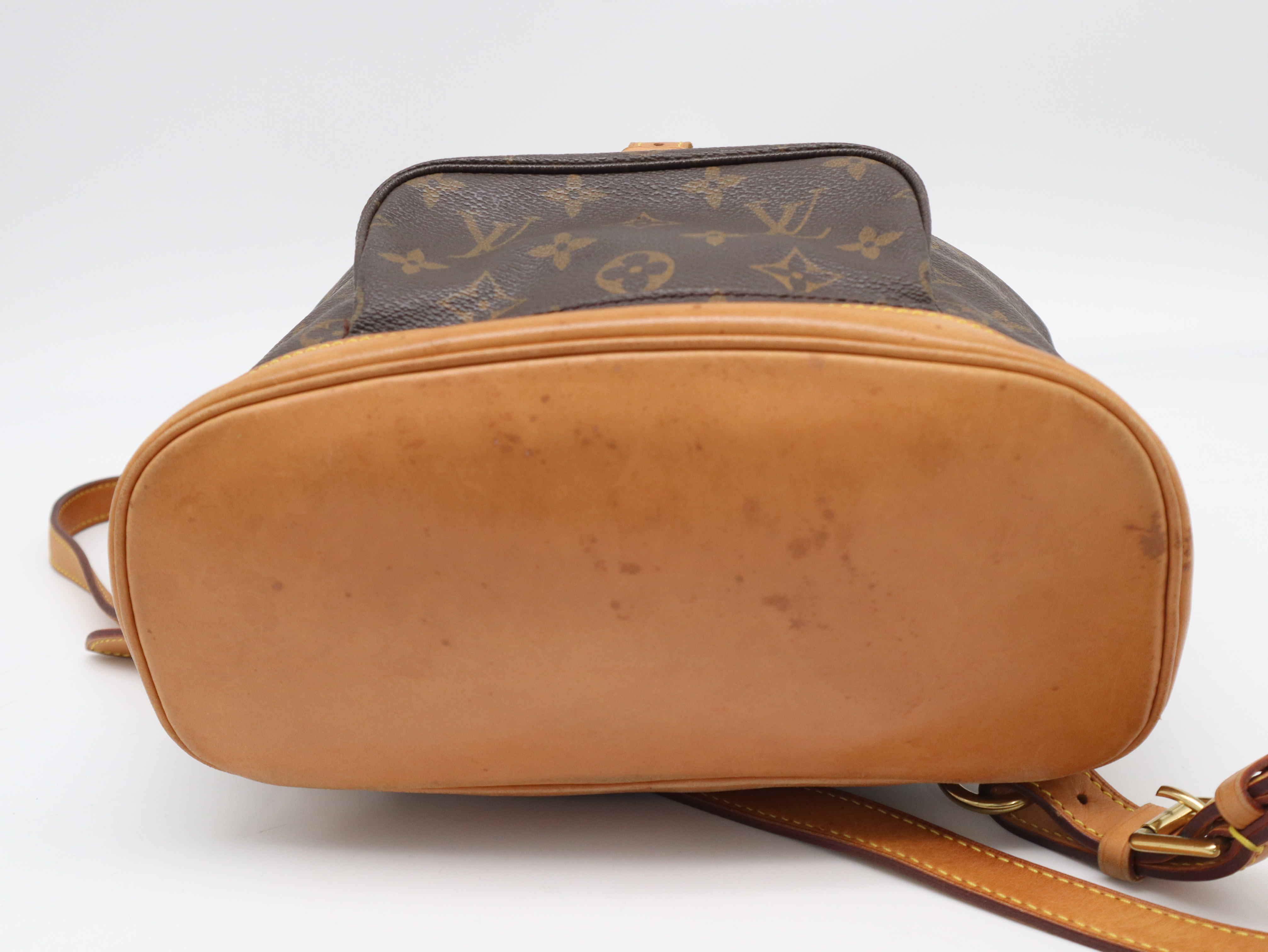 M51136 Monogram Montsouris MM Backpack — view 5