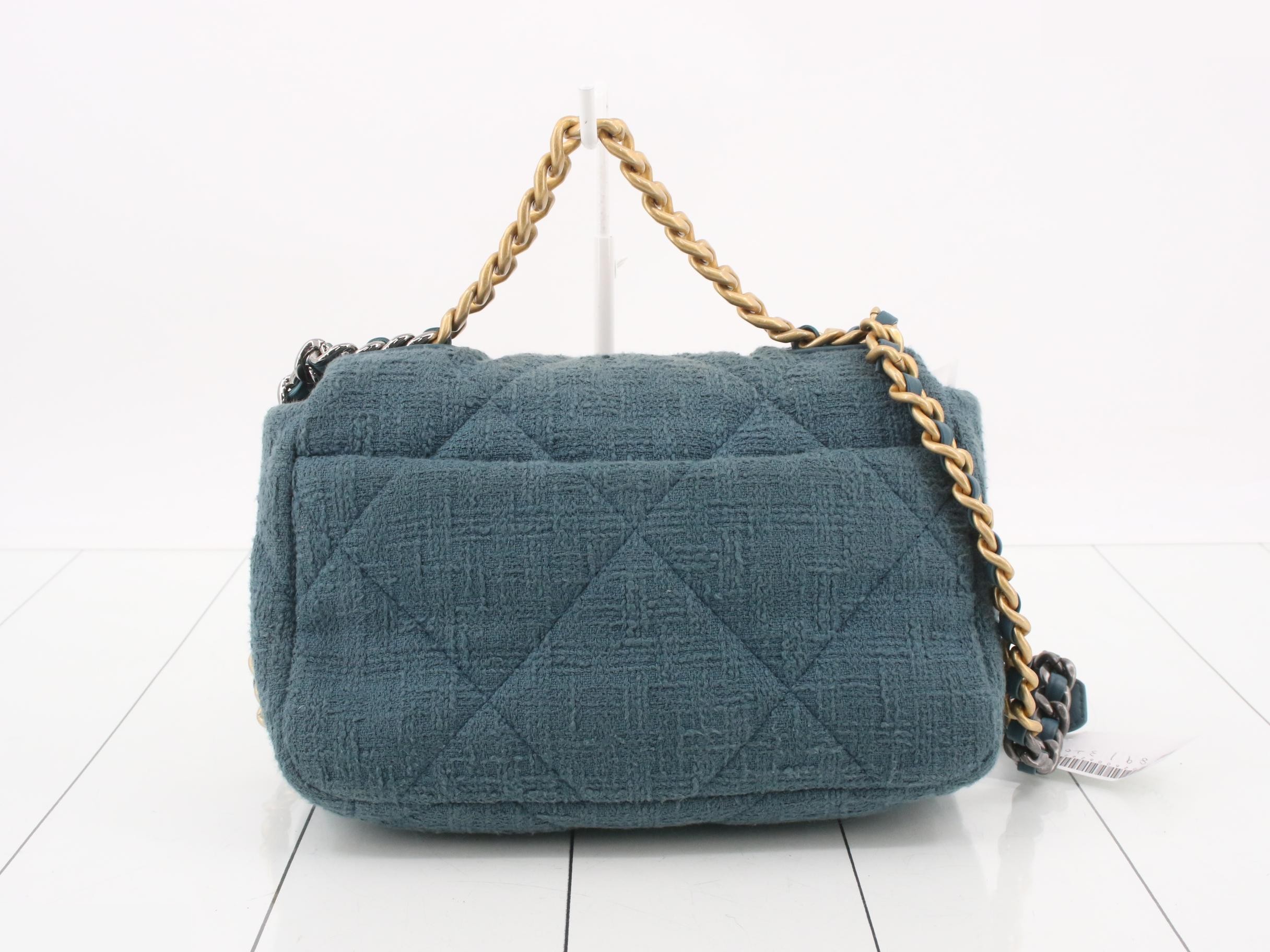 19 Tweed Chain Shoulder Bag — view 2