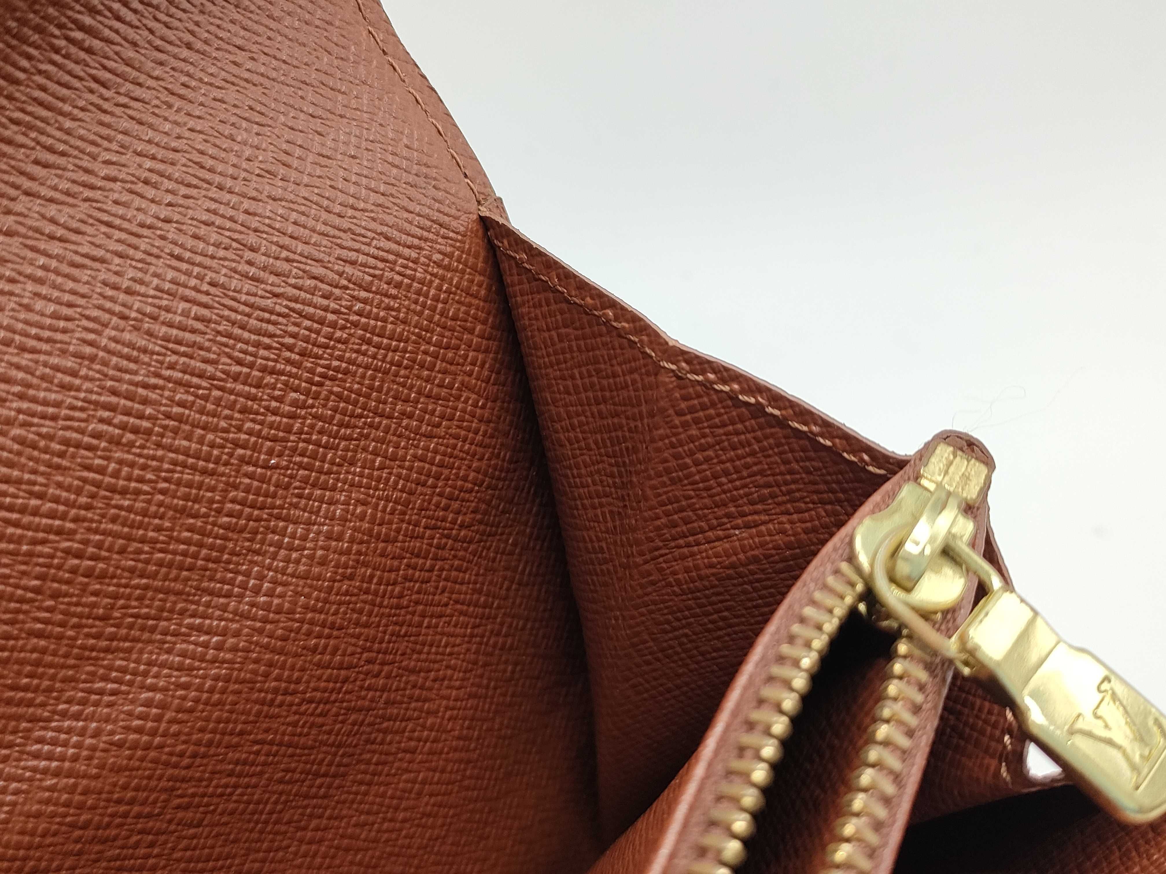 Monogram Portefeuille Sarah (Old Wallet) — view 10