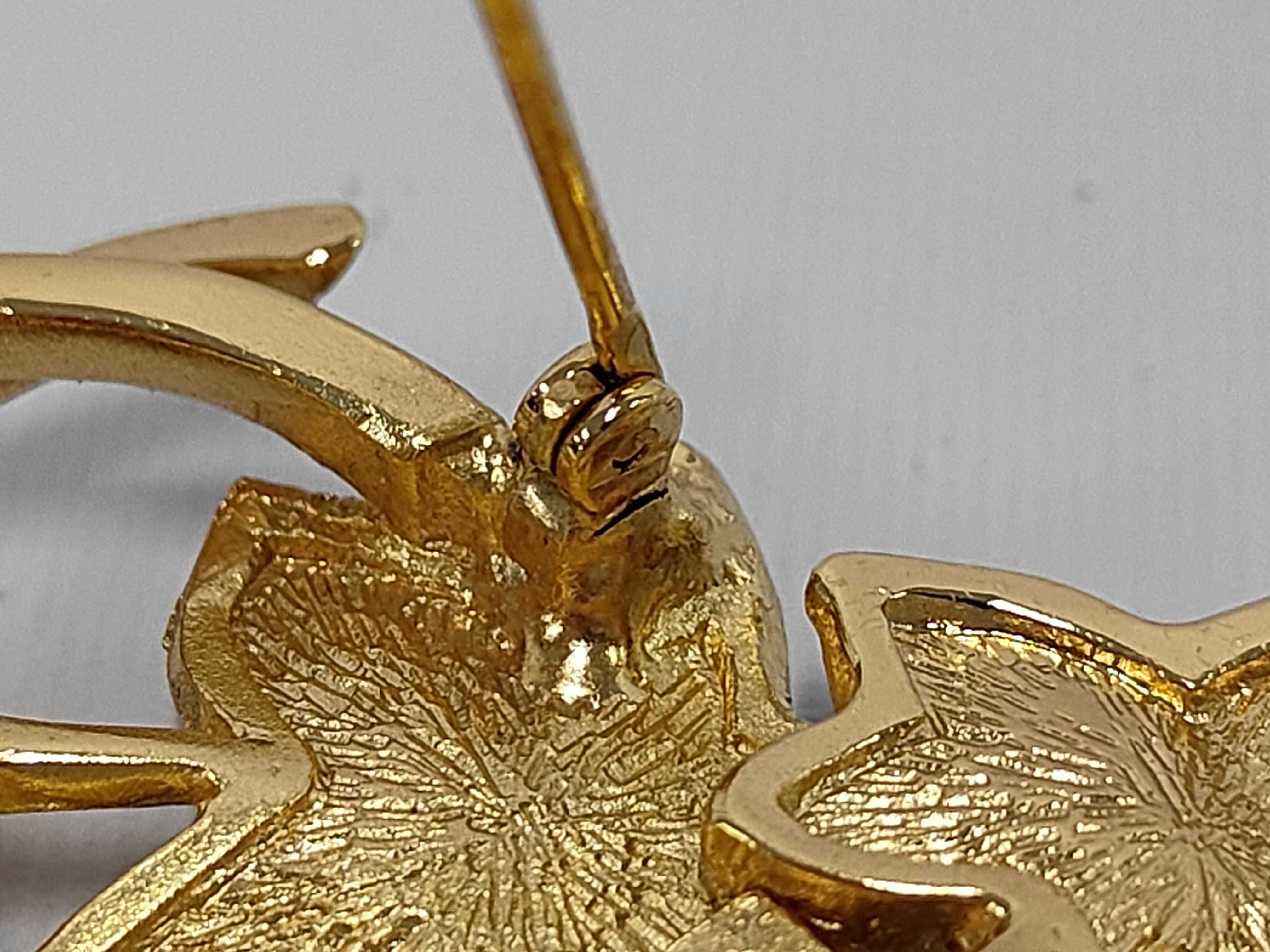 Vintage Ivy Leaf Gold Brooch — view 3