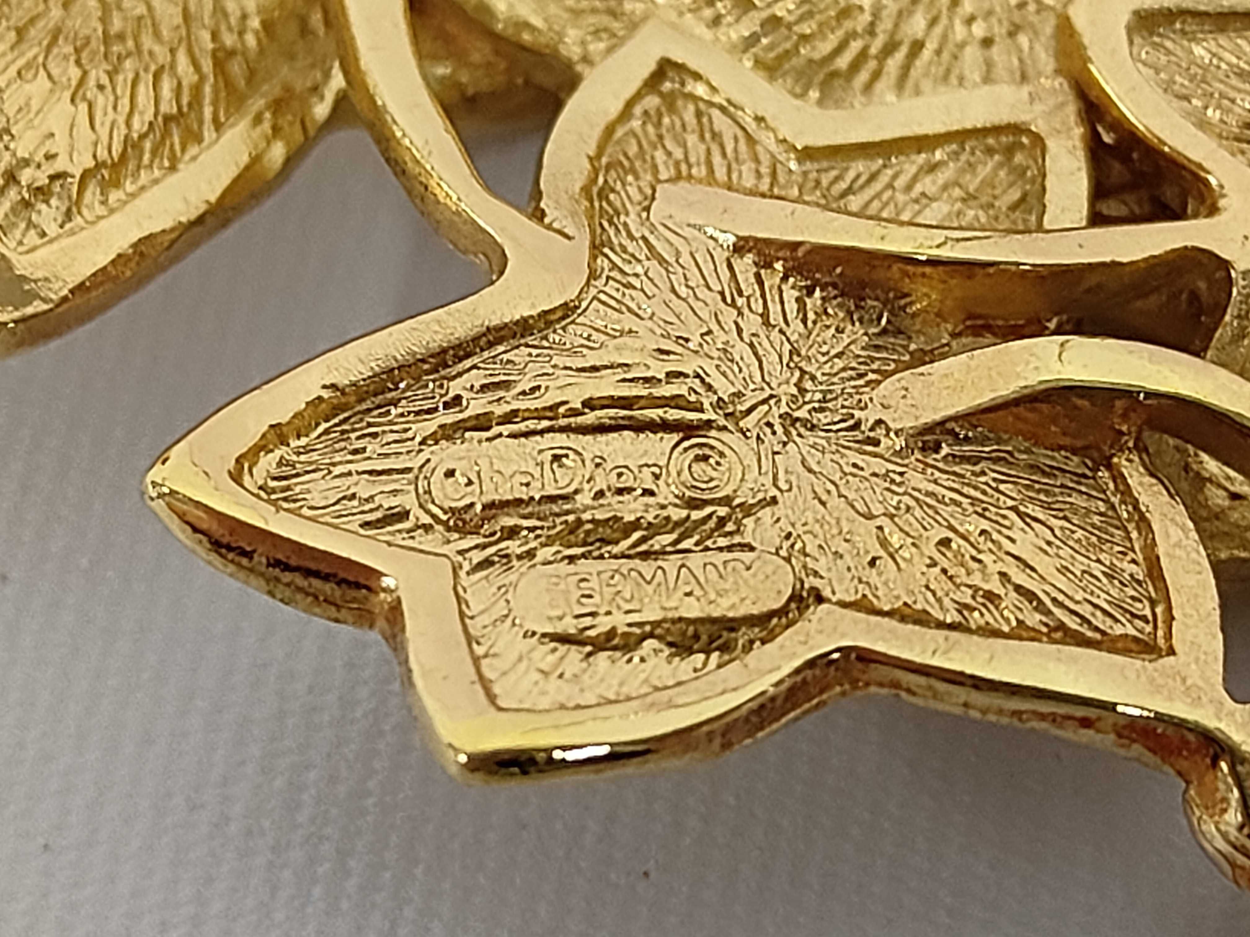 Vintage Ivy Leaf Gold Brooch — view 4