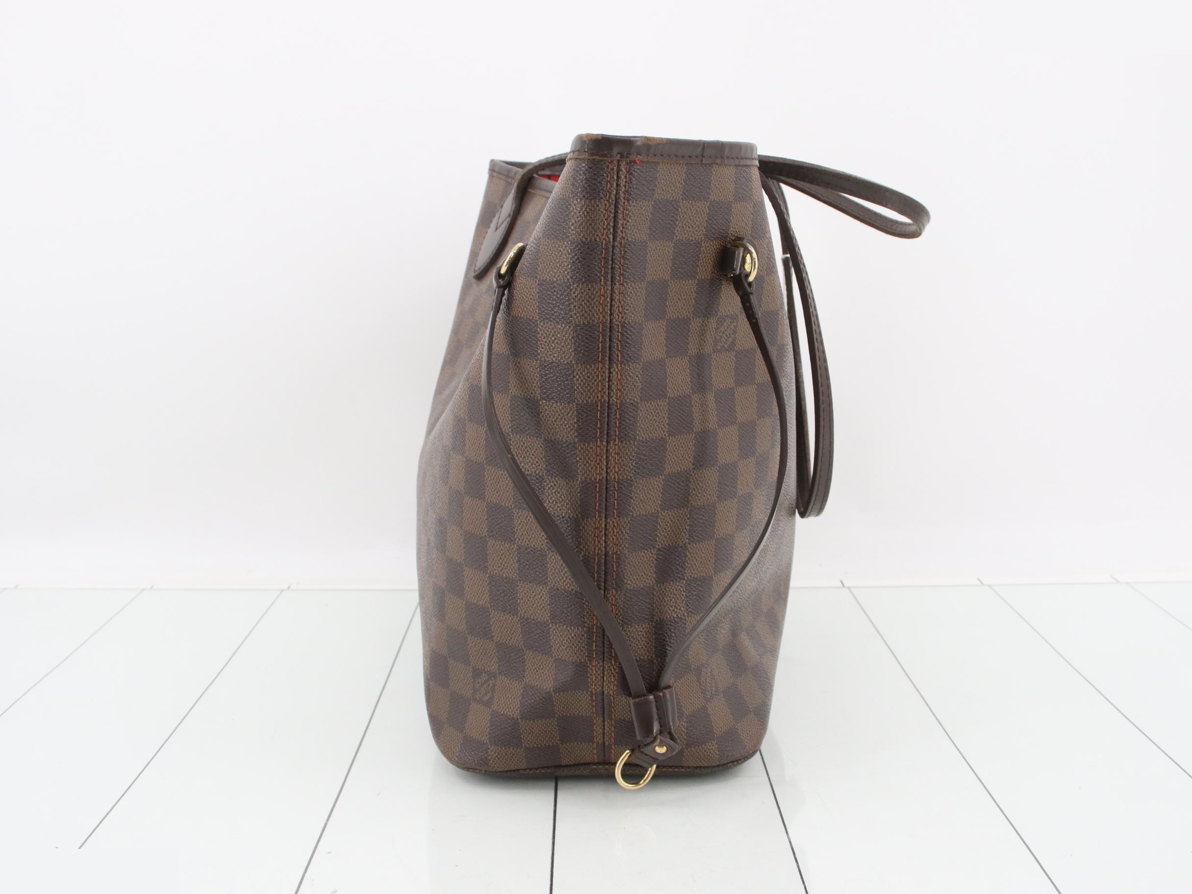 Damier Neverfull MM Tote Bag — view 4