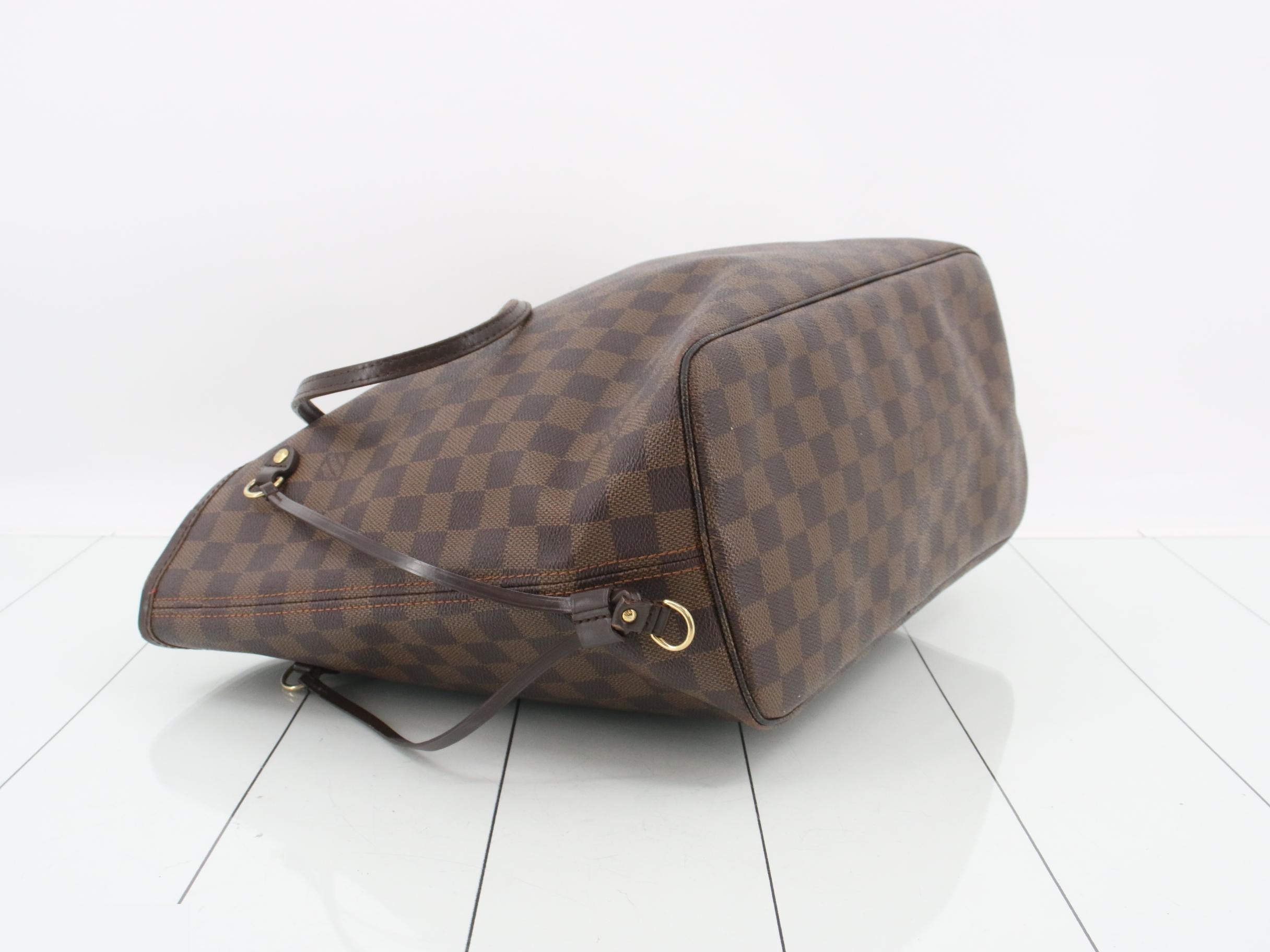 Damier Neverfull MM Tote Bag — view 5