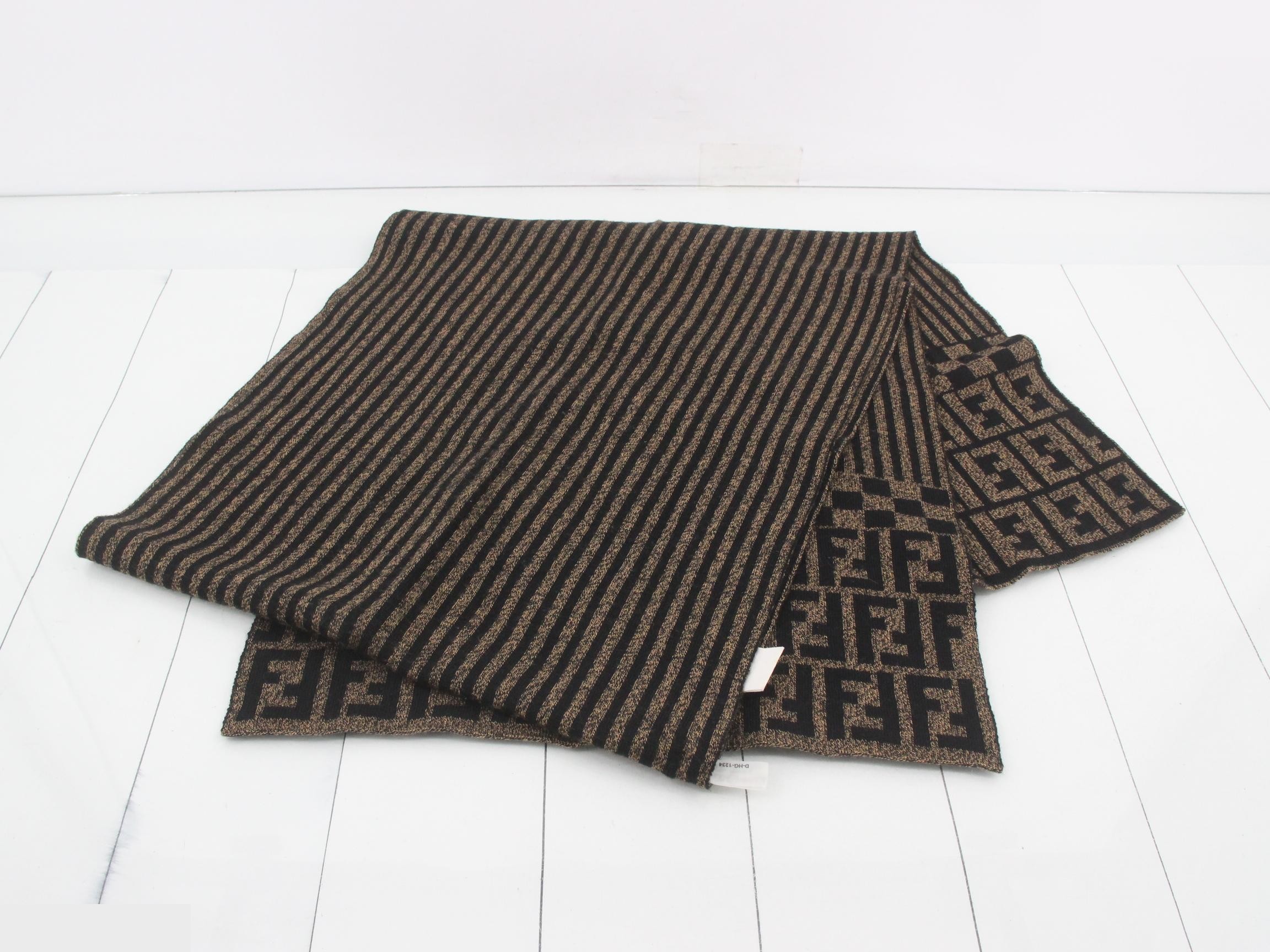 ZUCCA scarf with tag — view 3