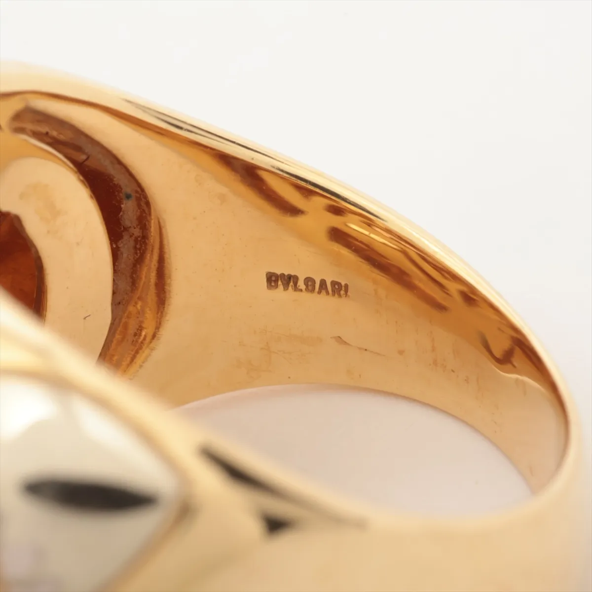 Pyramide Ring 750 (YG x PG x WG) 13.6g (with holes) — view 3