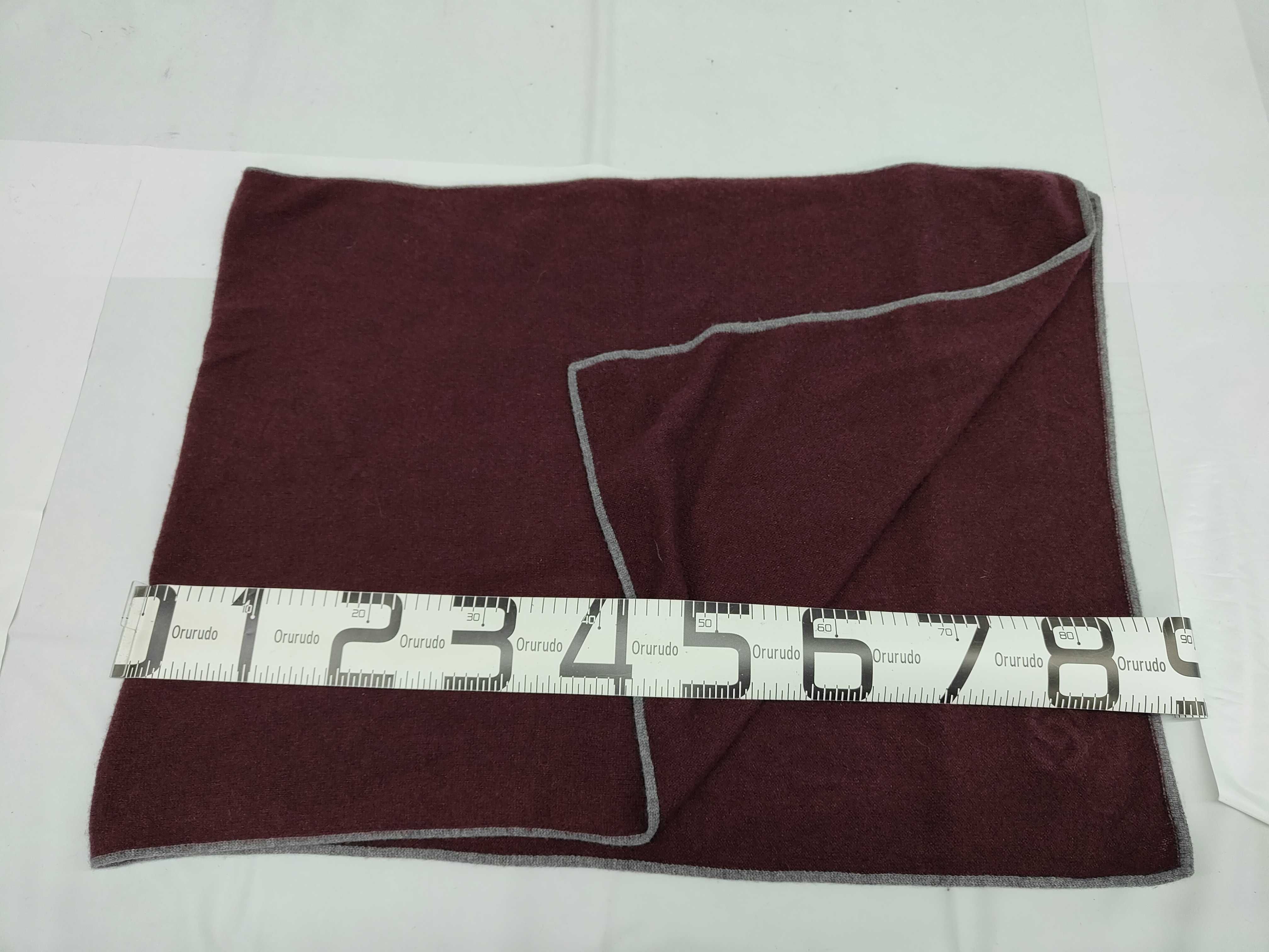scarves, mufflers, and other accessories — view 3