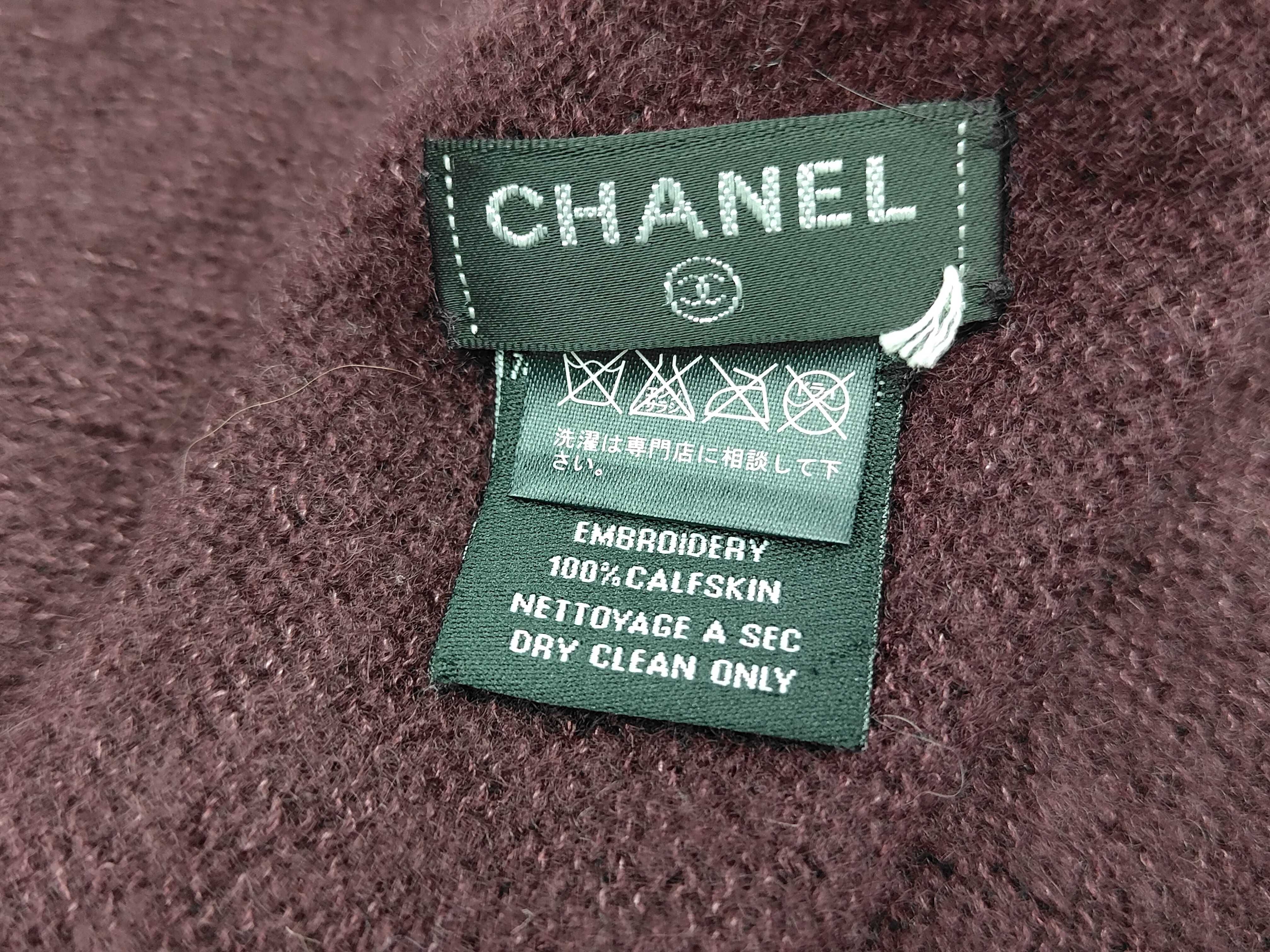 scarves, mufflers, and other accessories — view 4