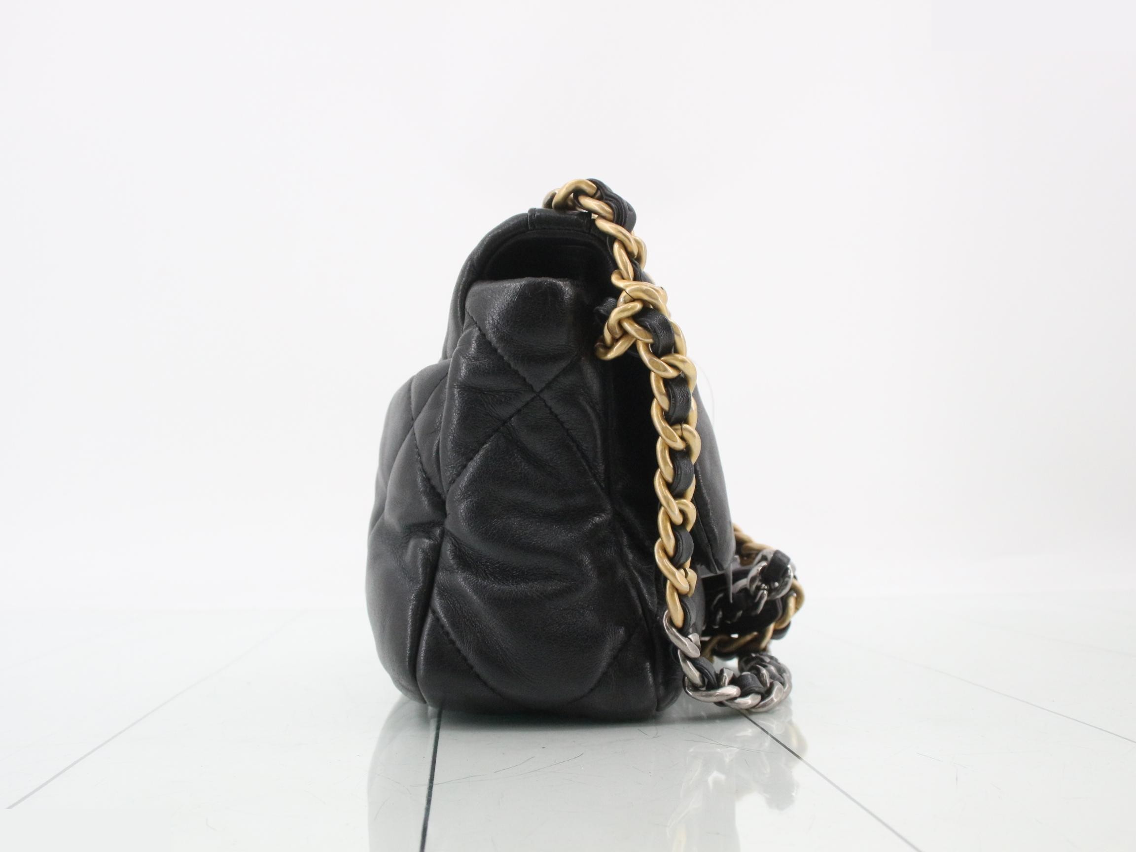 19 Leather 2-Way Handbag — view 4