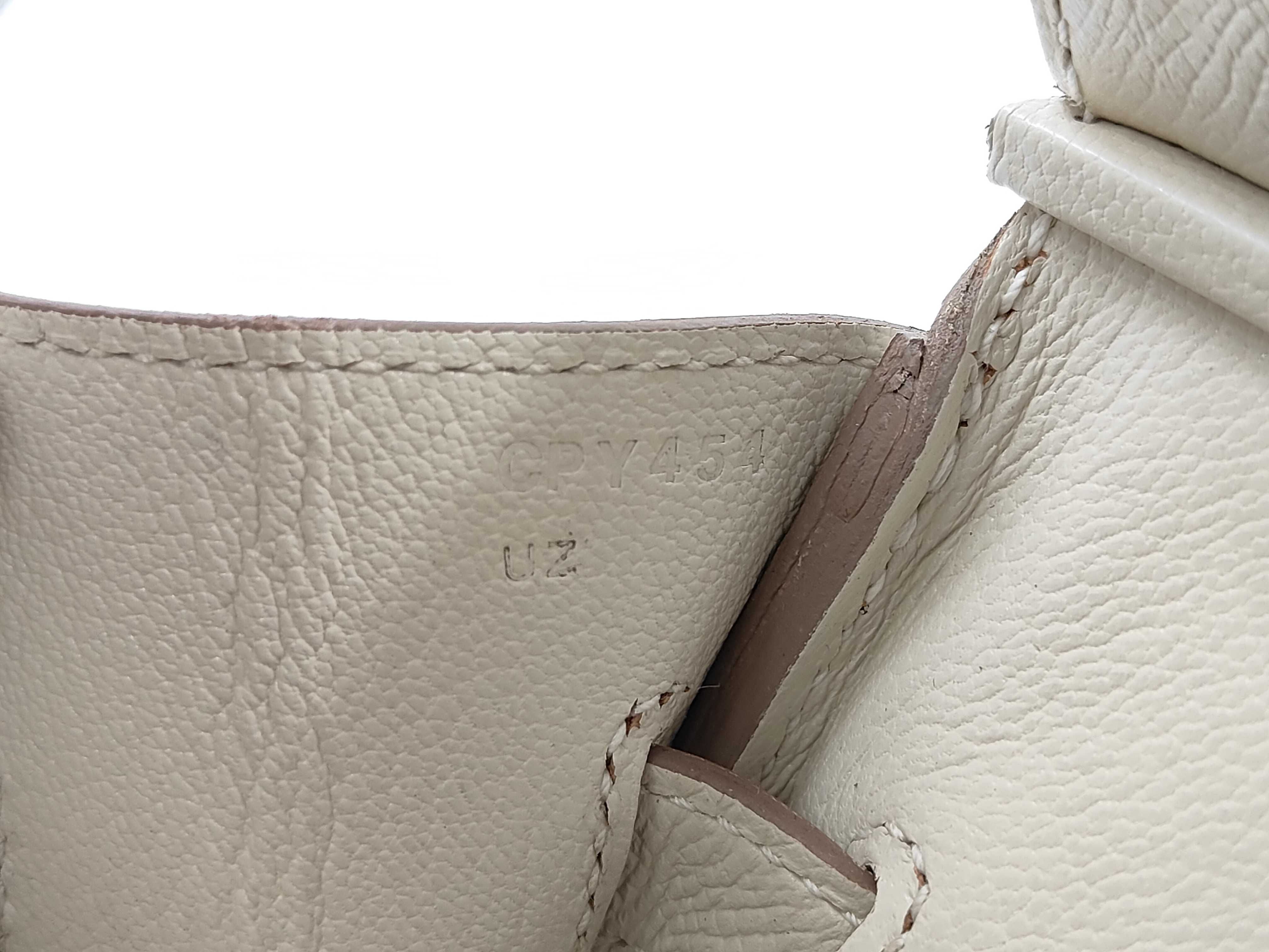 Birkin 30 Epsom Leather Craie Gold Hardware C Stamp Handbag — view 10
