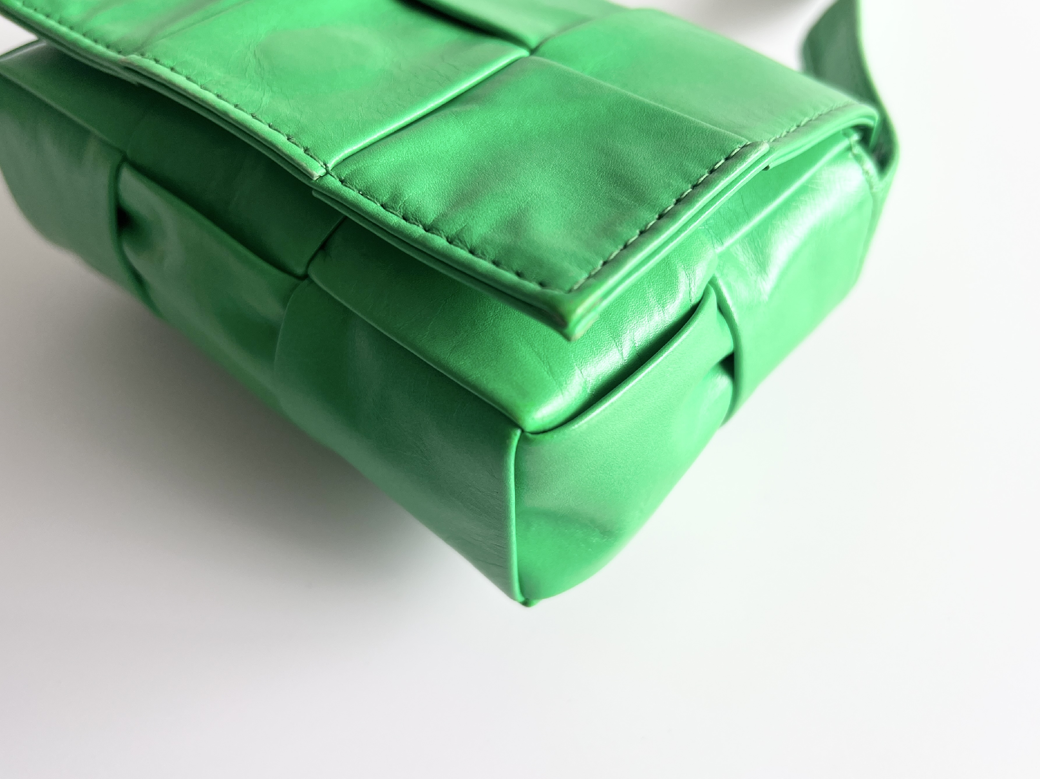 Intrecciato Cassette Candy Leather Shoulder Bag — view 11