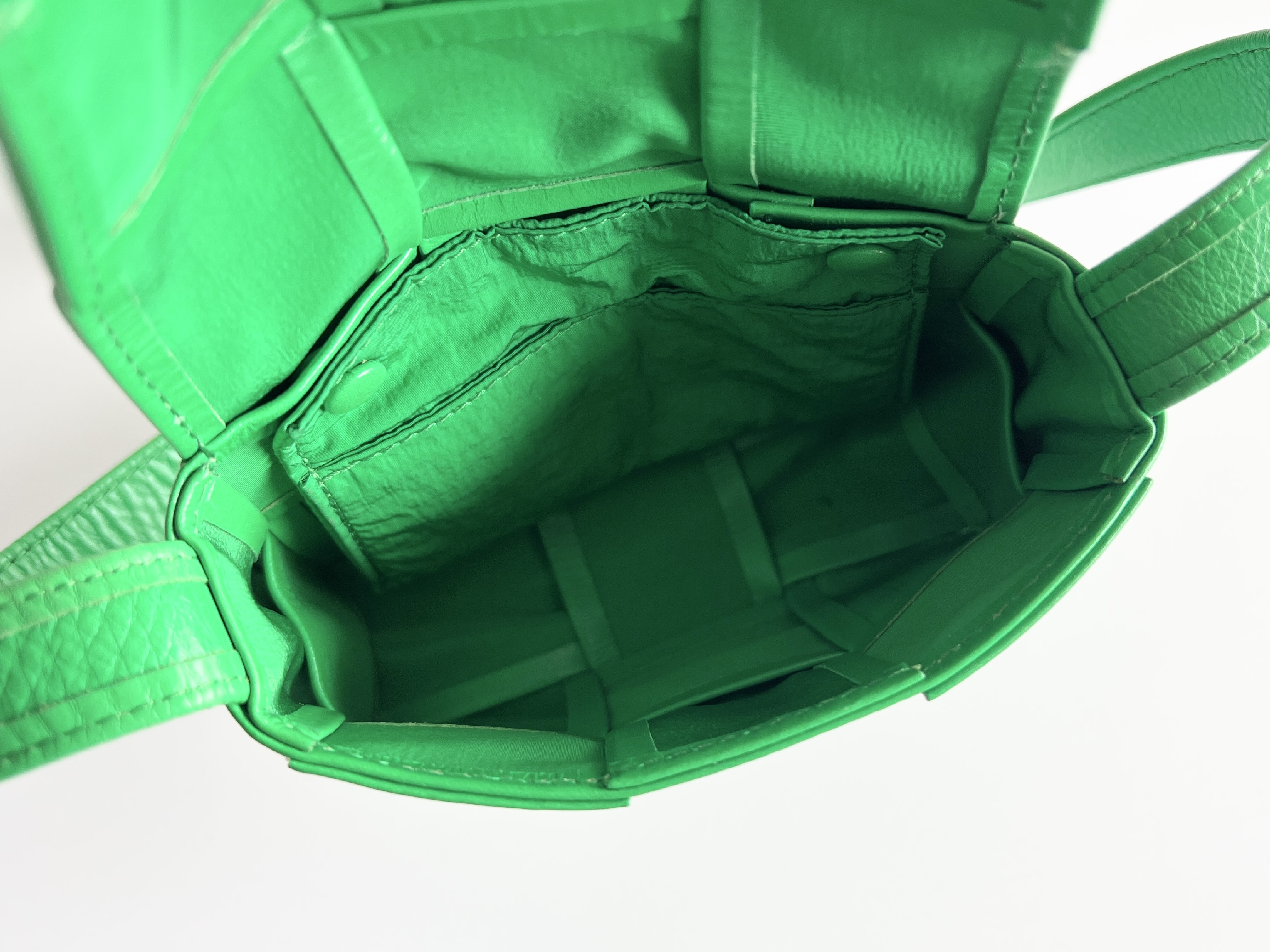 Intrecciato Cassette Candy Leather Shoulder Bag — view 4