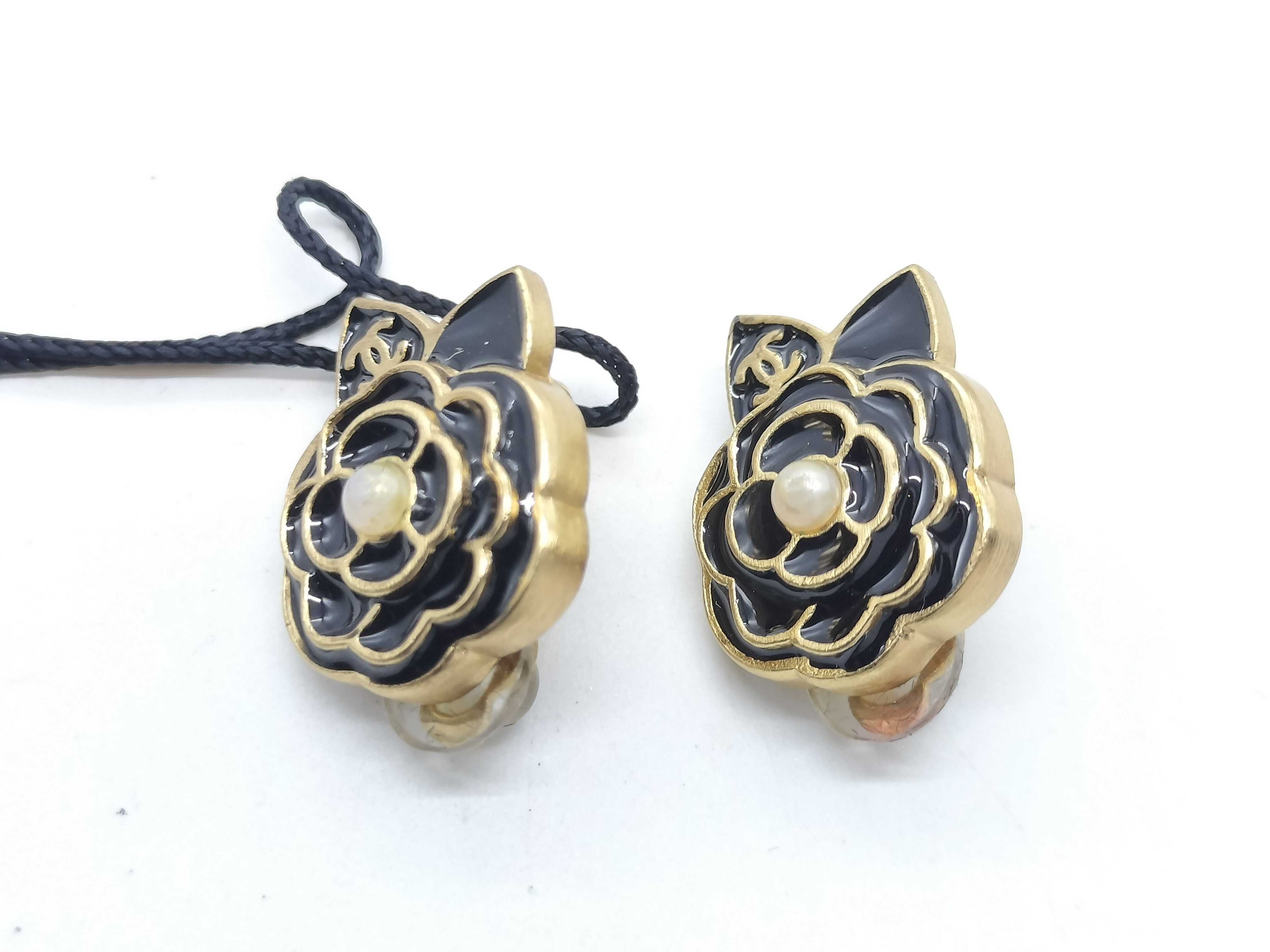 Camellia 02A Coco Mark Camellia Earrings