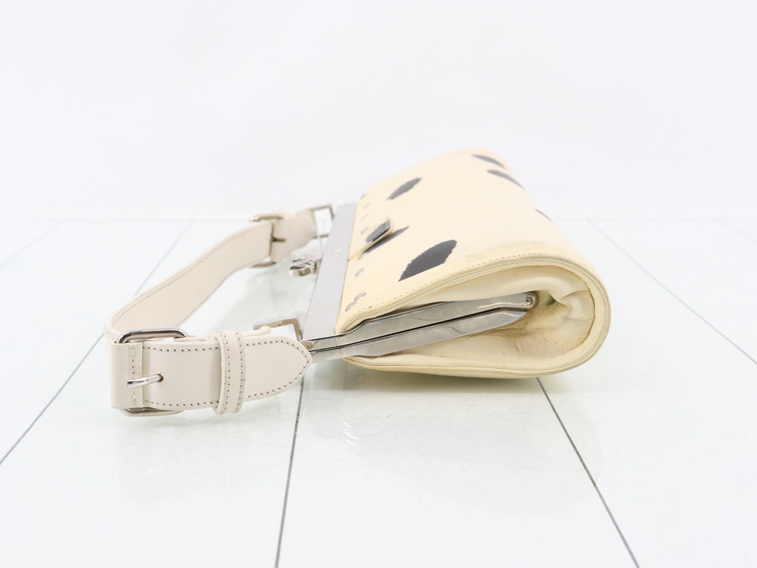 One-shoulder bag — view 4