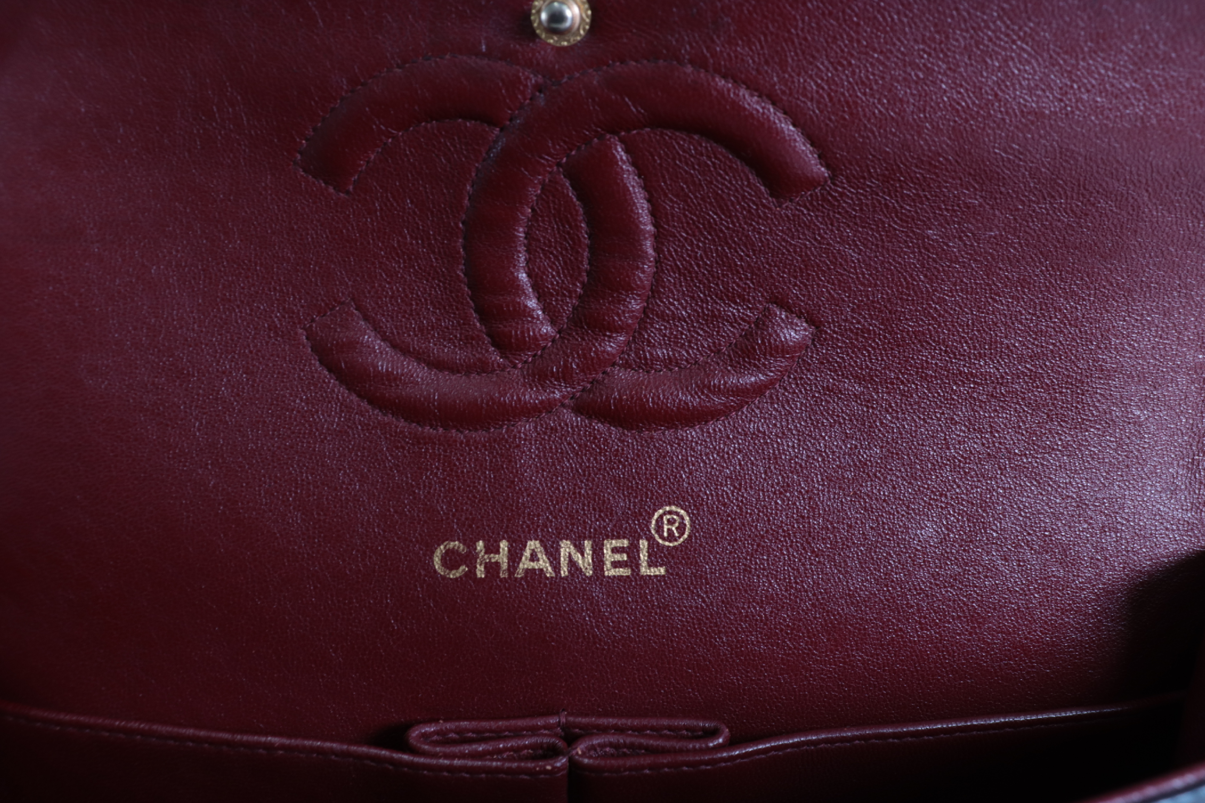 Double Flap 25 Lambskin Chain Shoulder Bag (Serial Number 2) — view 8