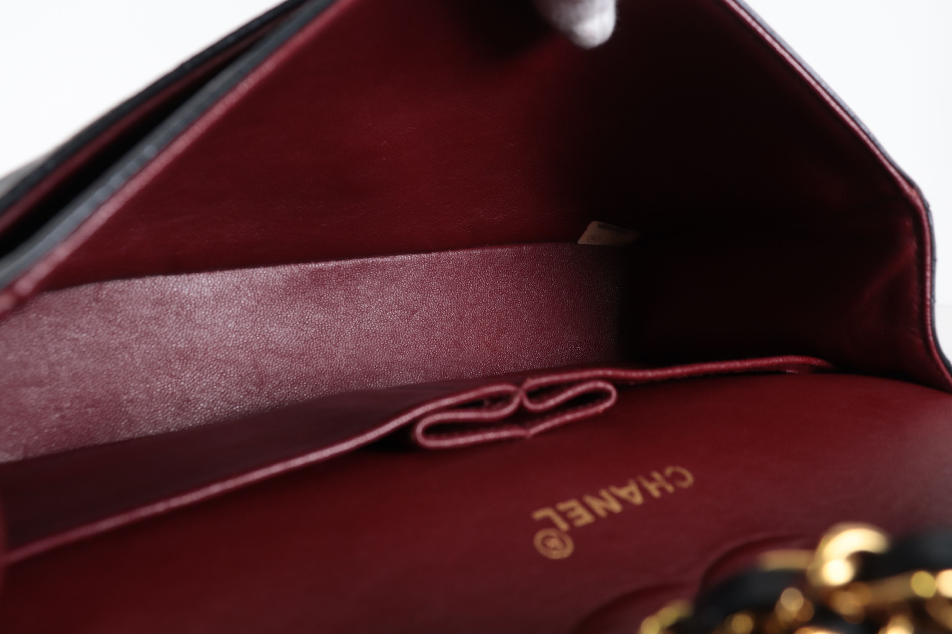 Double Flap 25 Lambskin Chain Shoulder Bag (Serial Number 2) — view 9