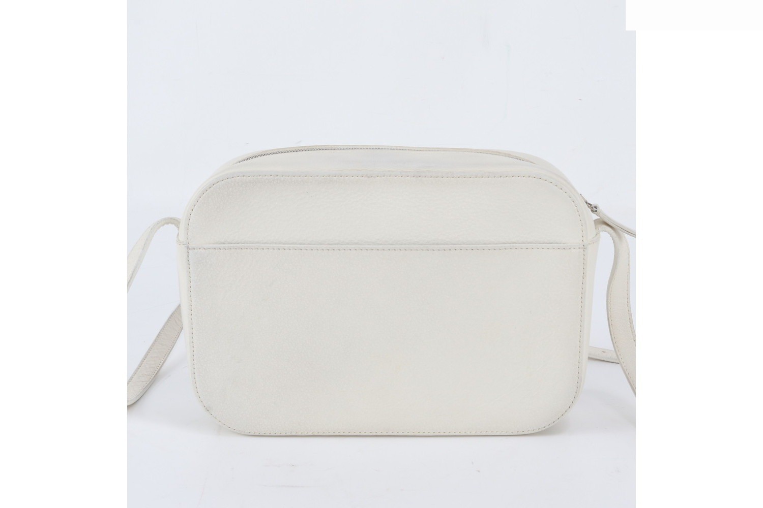 Everyday Camera Bag Leather Shoulder Bag — view 3