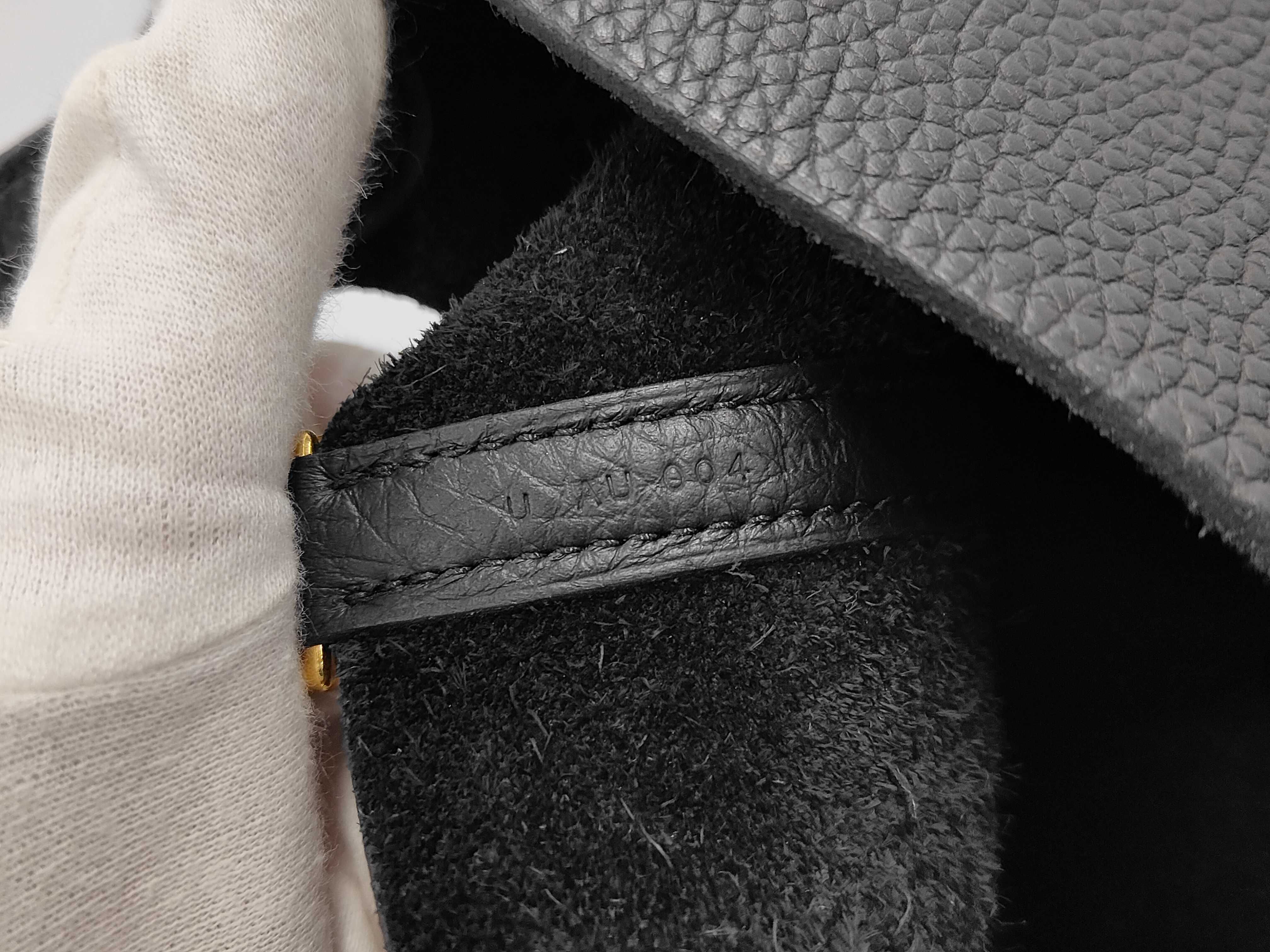 Picotin Lock PM Taurillon Leather Black U Stamp Gold Handbag — view 11