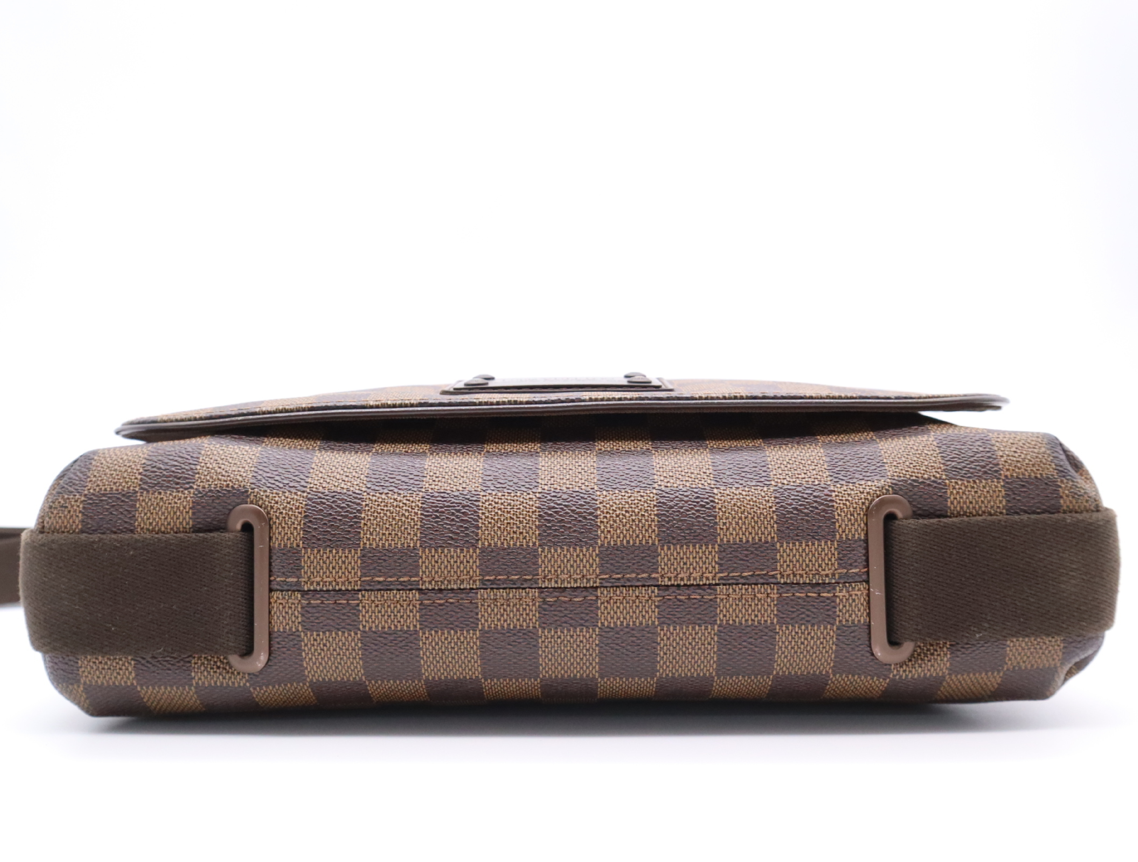 N51211 Damier Brooklyn MM Shoulder Bag — view 4