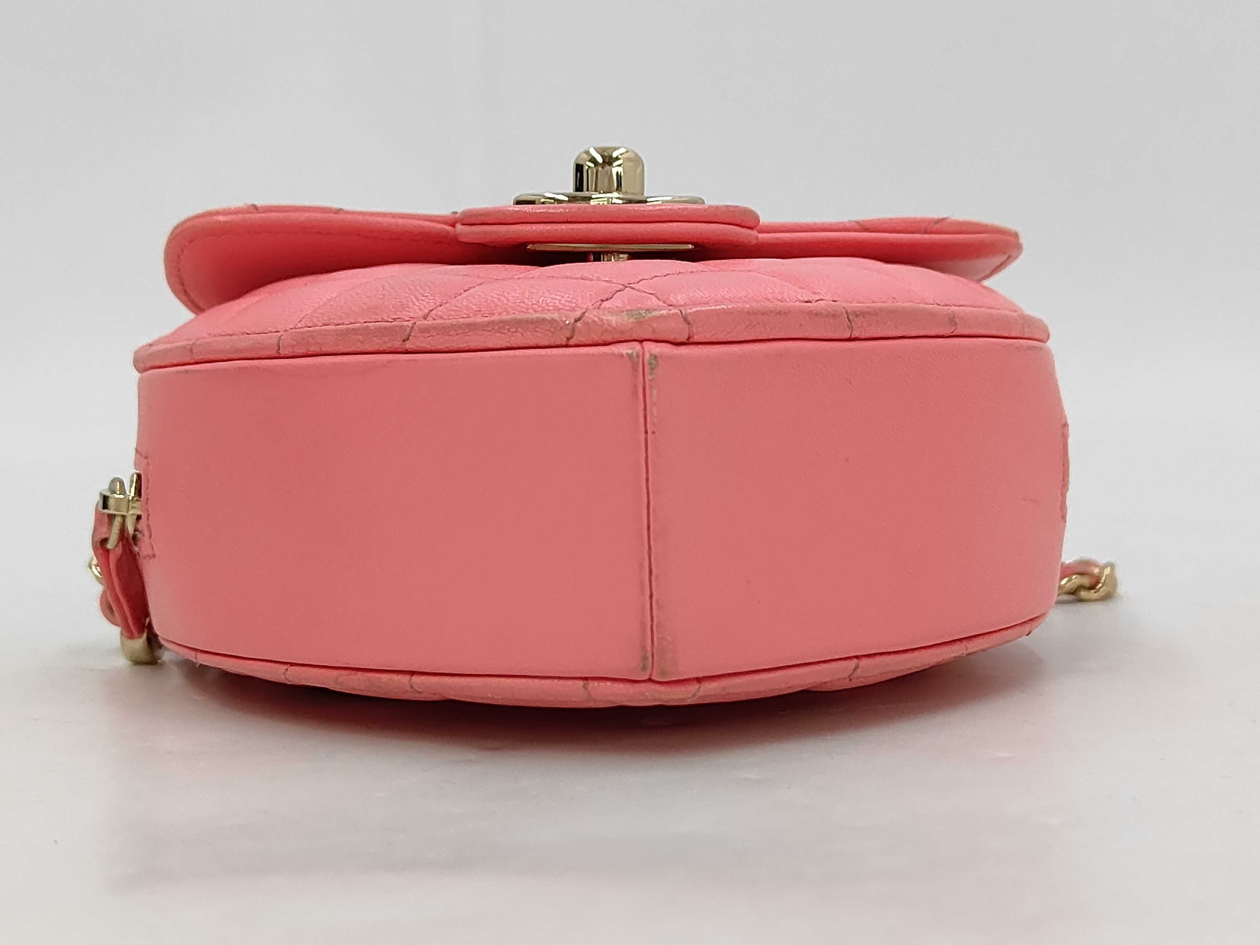 Matelassé Heart Shoulder Bag — view 3