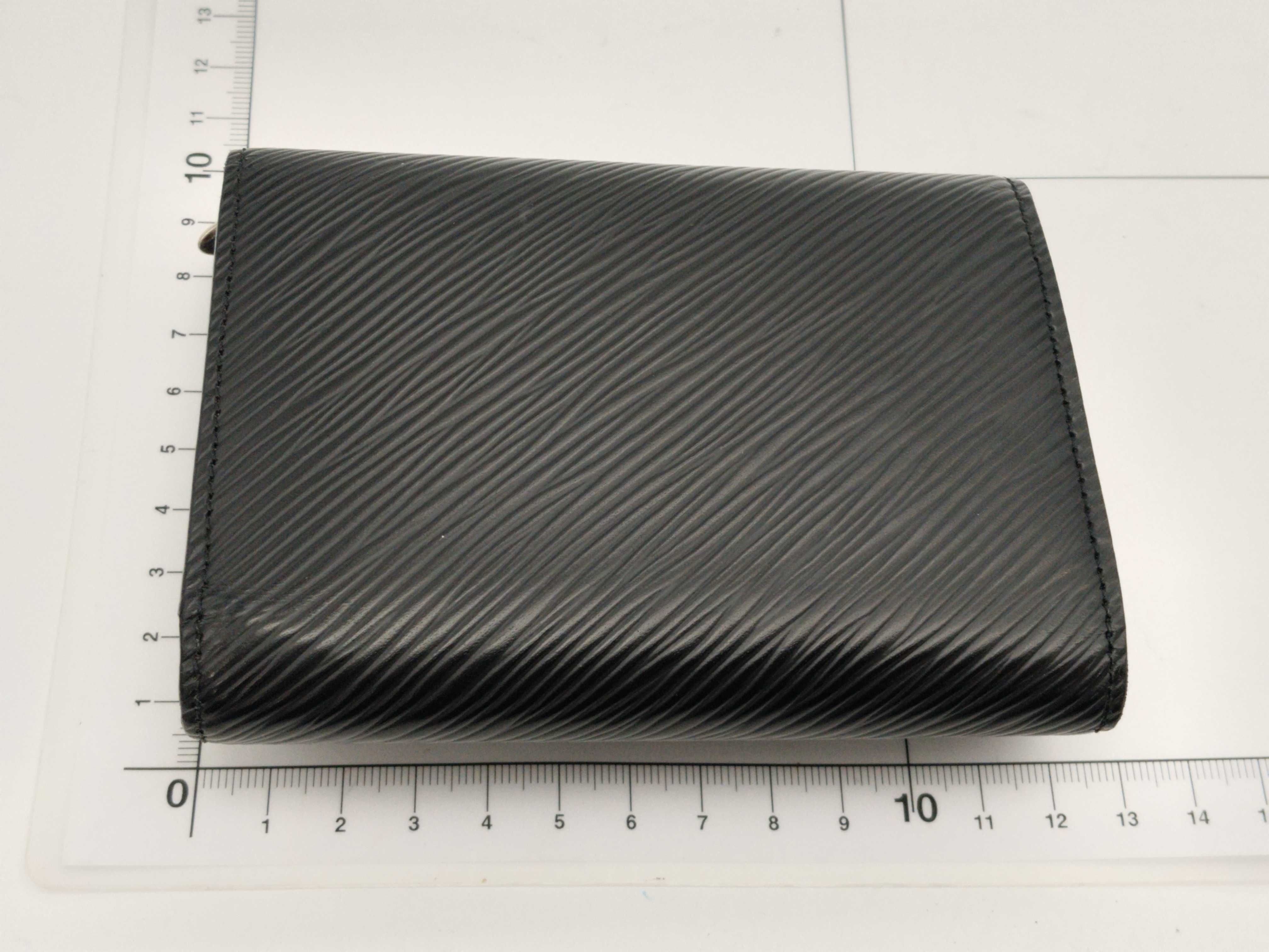 Epi Twist Compact Wallet with Dust Bag — view 2