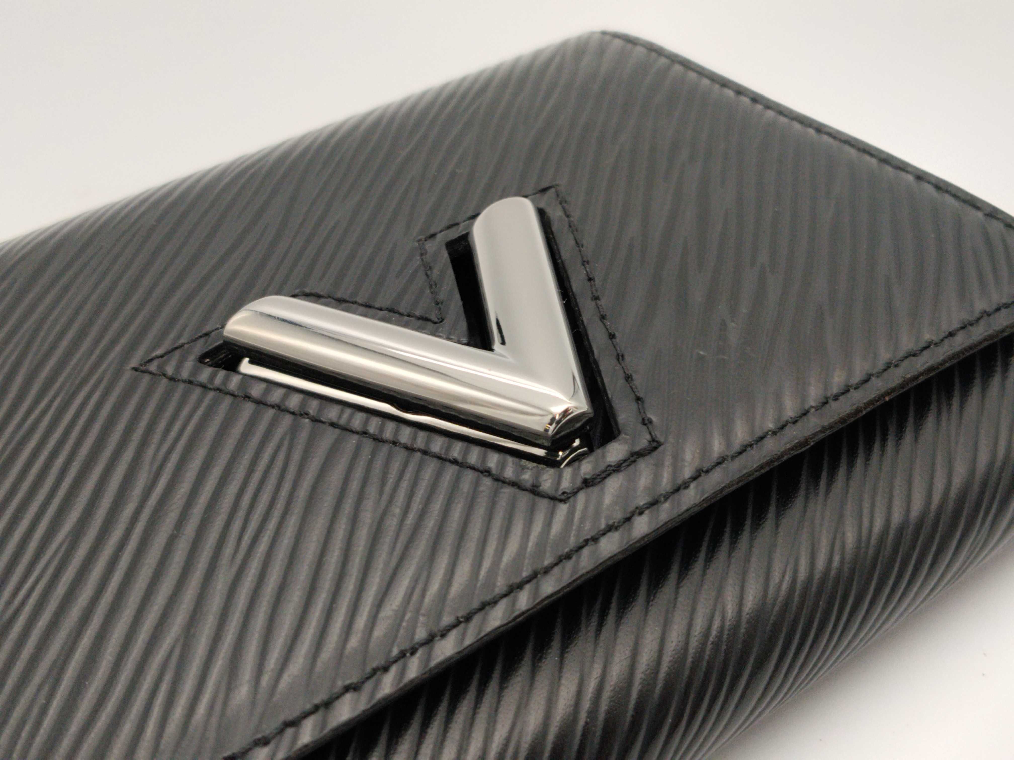 Epi Twist Compact Wallet with Dust Bag — view 7
