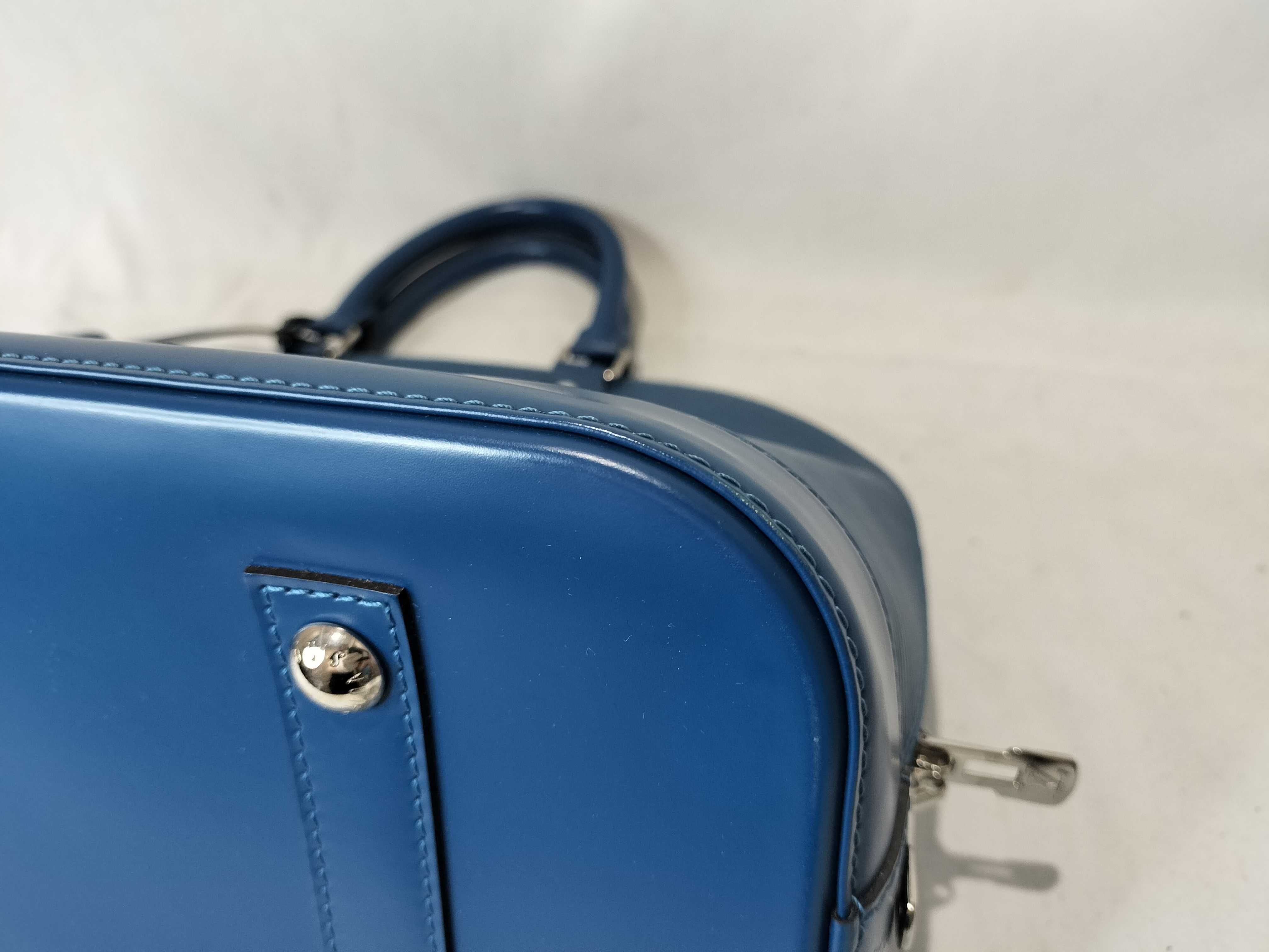 Epi Alma MM Handbag — view 6