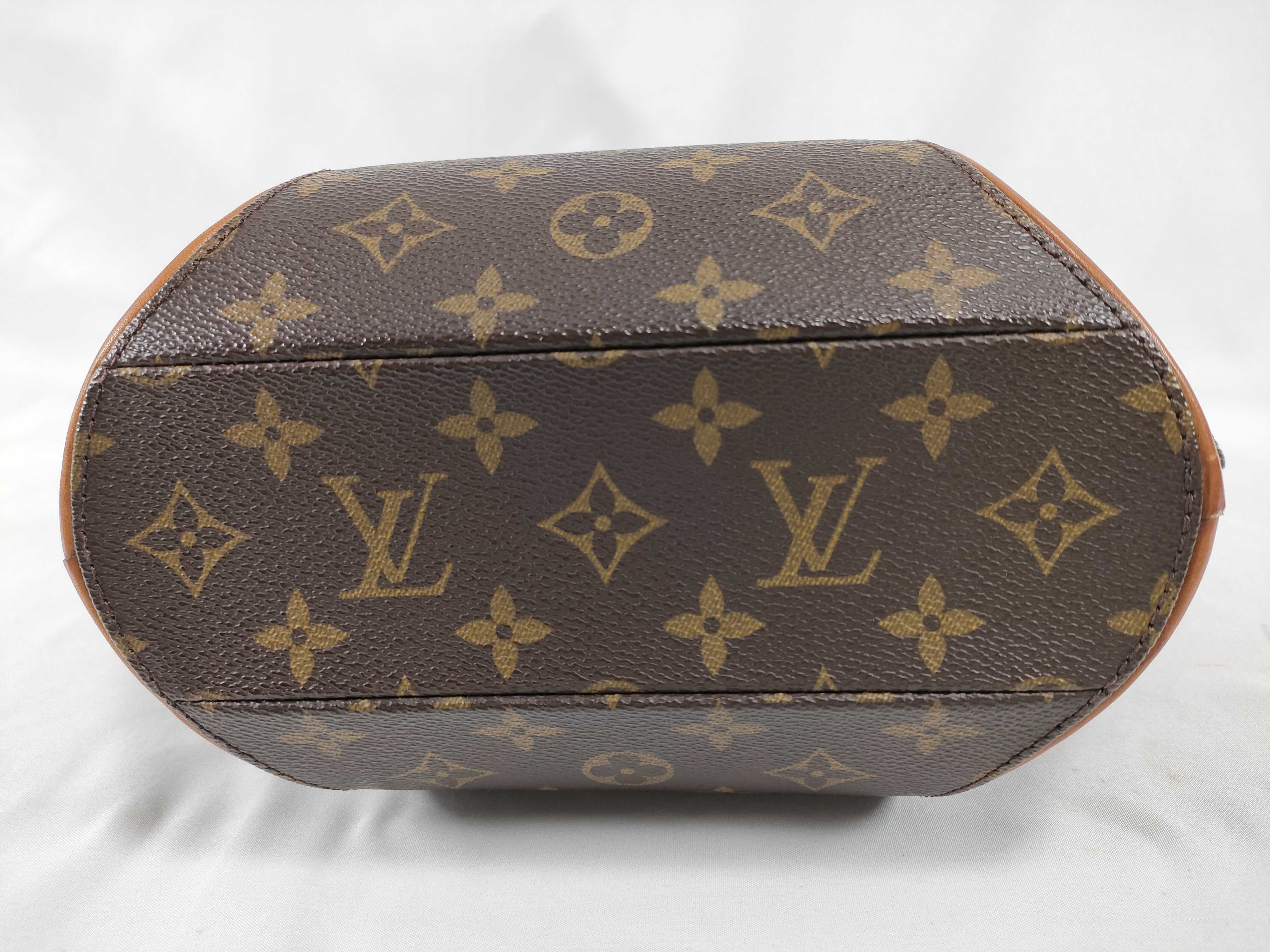 Monogram Ellipse PM / Monogram / M42238 / MI0988 Handbag — view 8